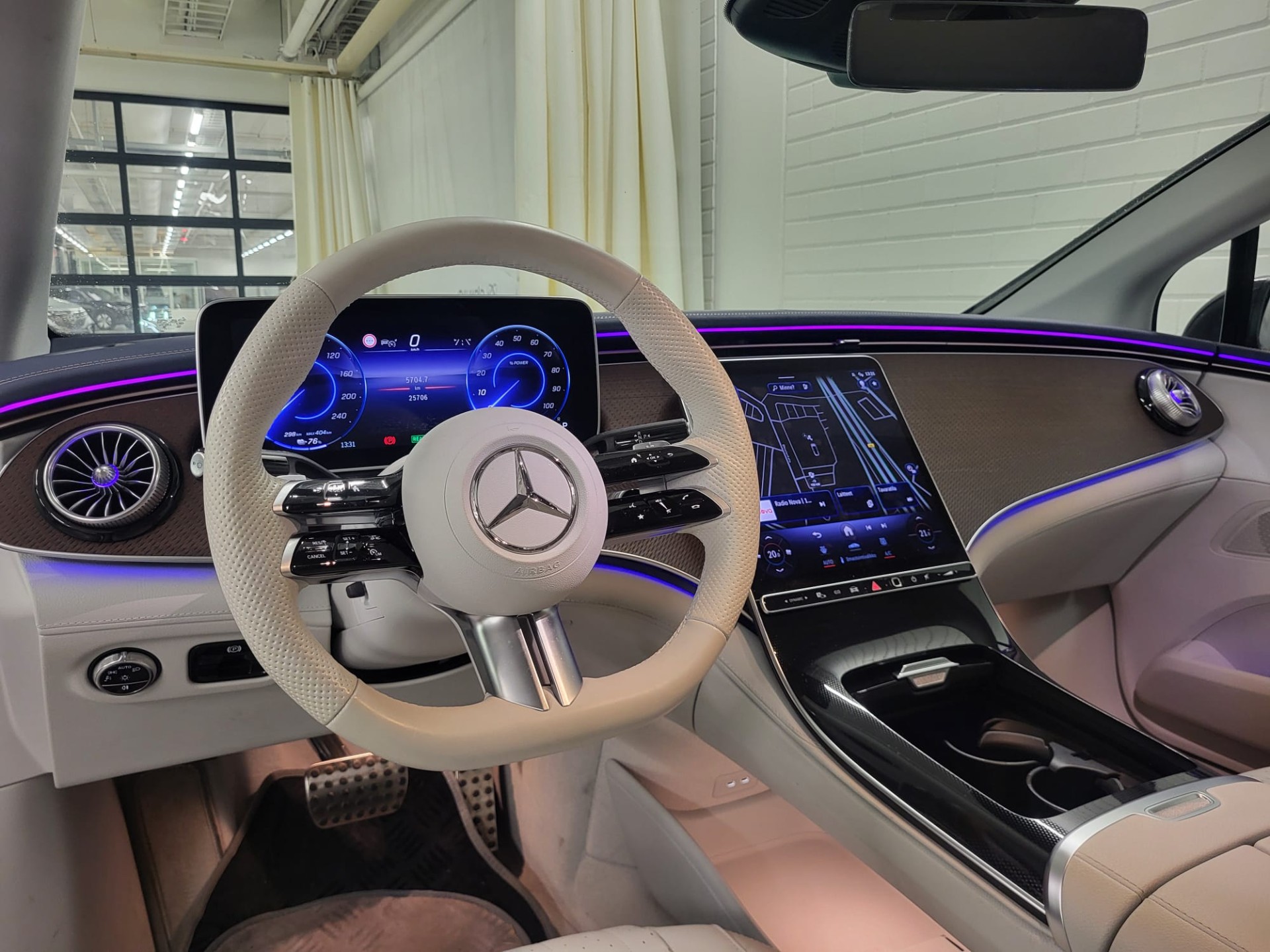 Mercedes-Benz EQE 2023