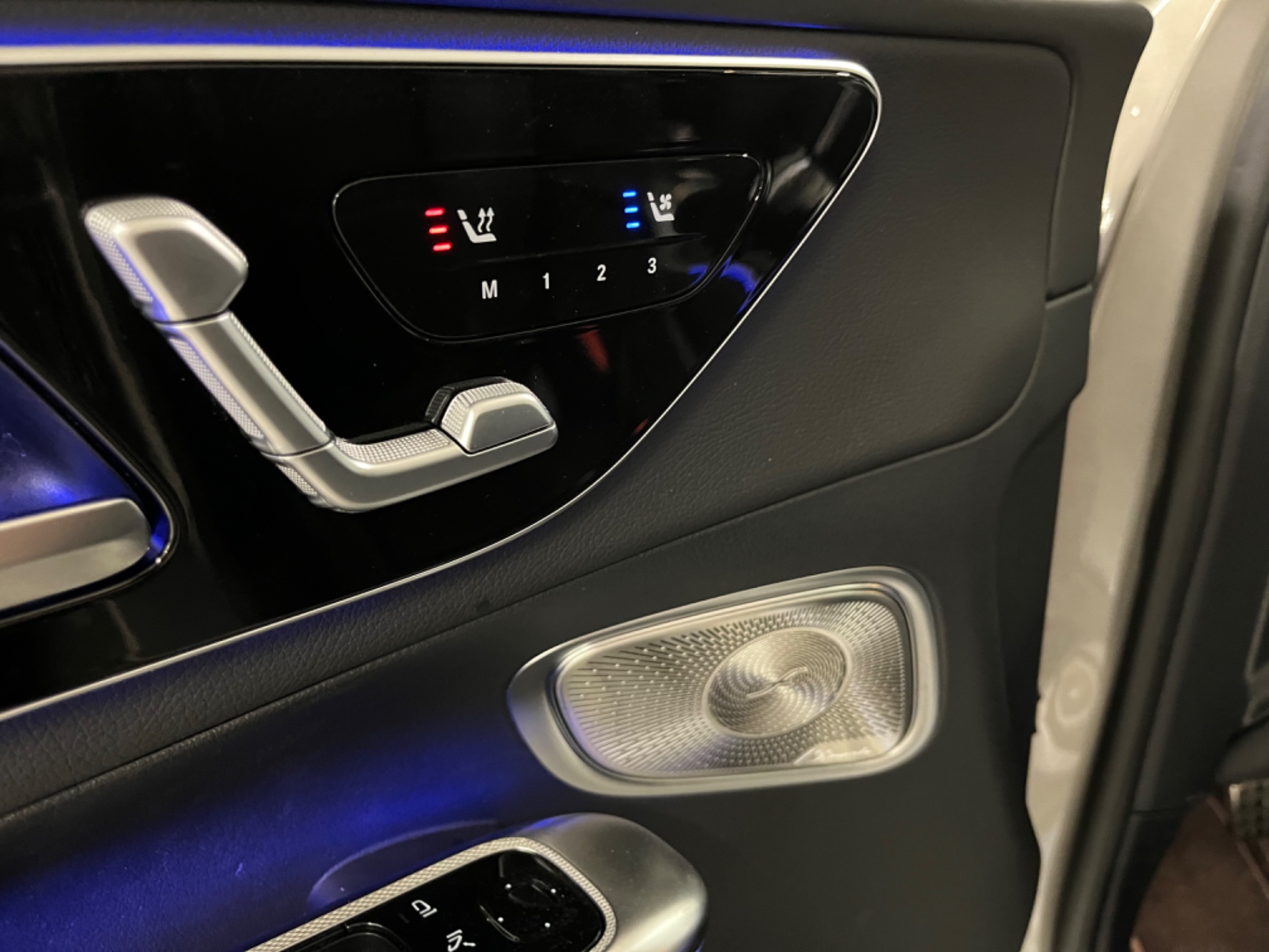 Mercedes-Benz GLC 2025