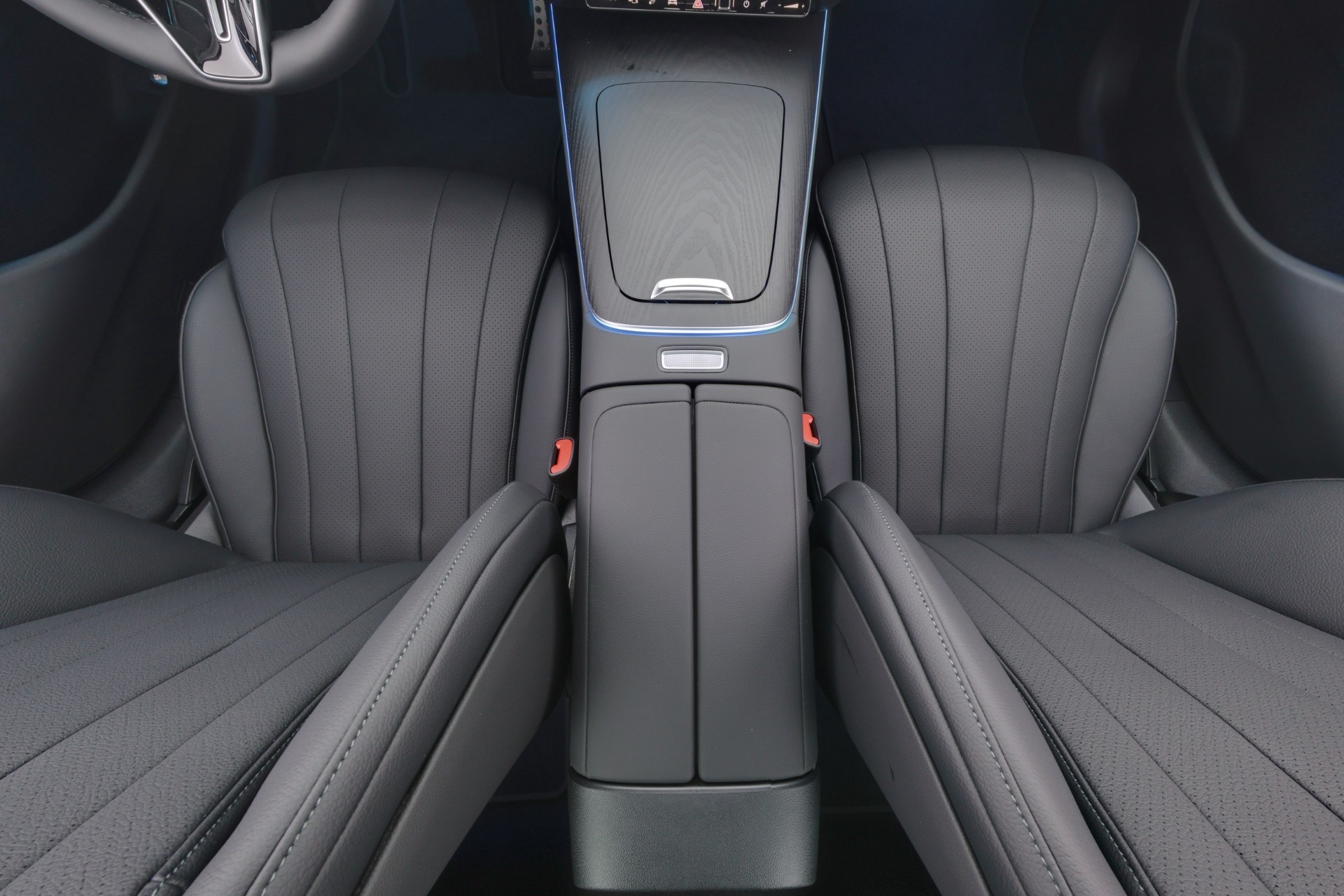 Mercedes-Benz E 2025
