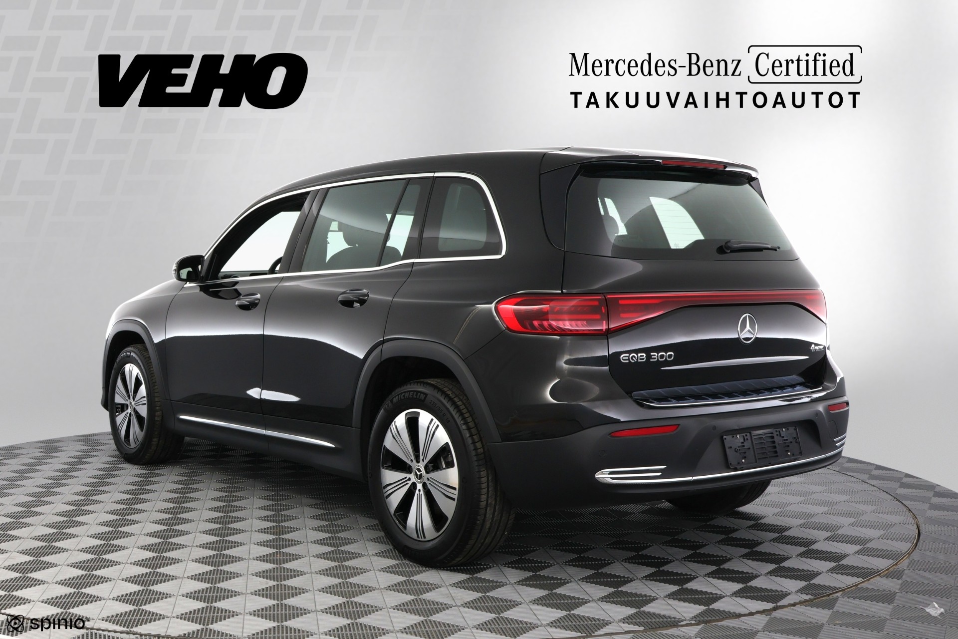 Mercedes-Benz EQB 2024