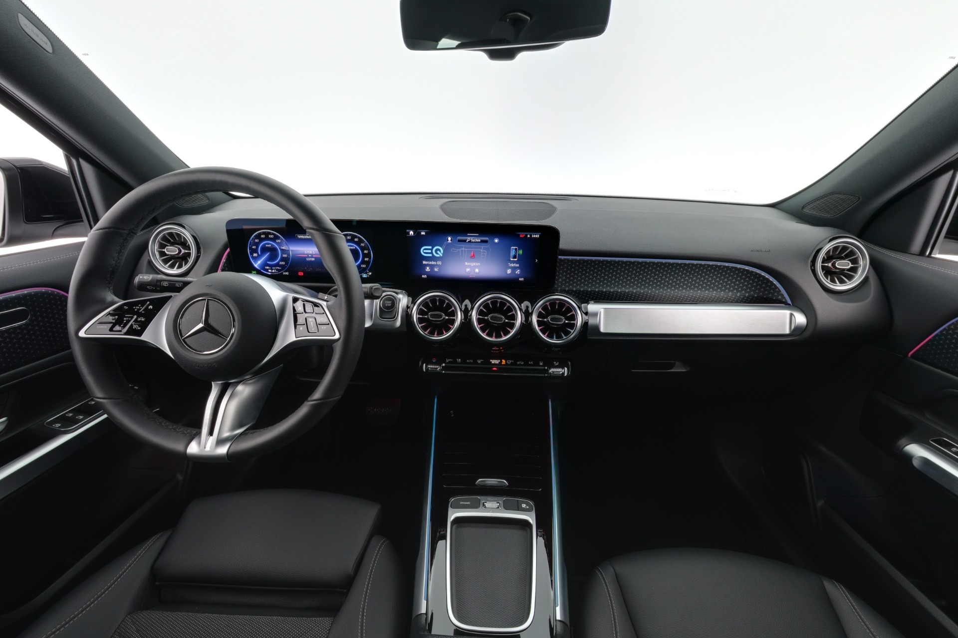 Mercedes-Benz EQB 2024