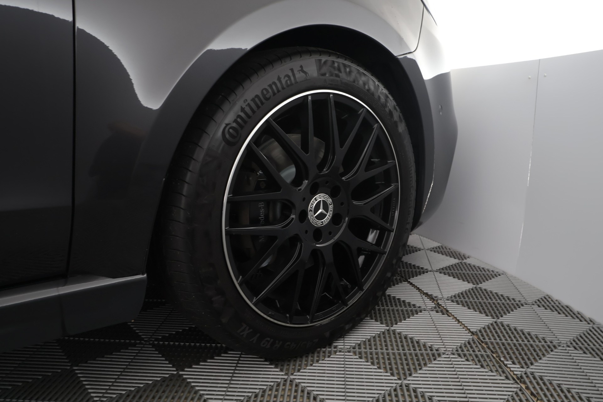 Mercedes-Benz V 2021
