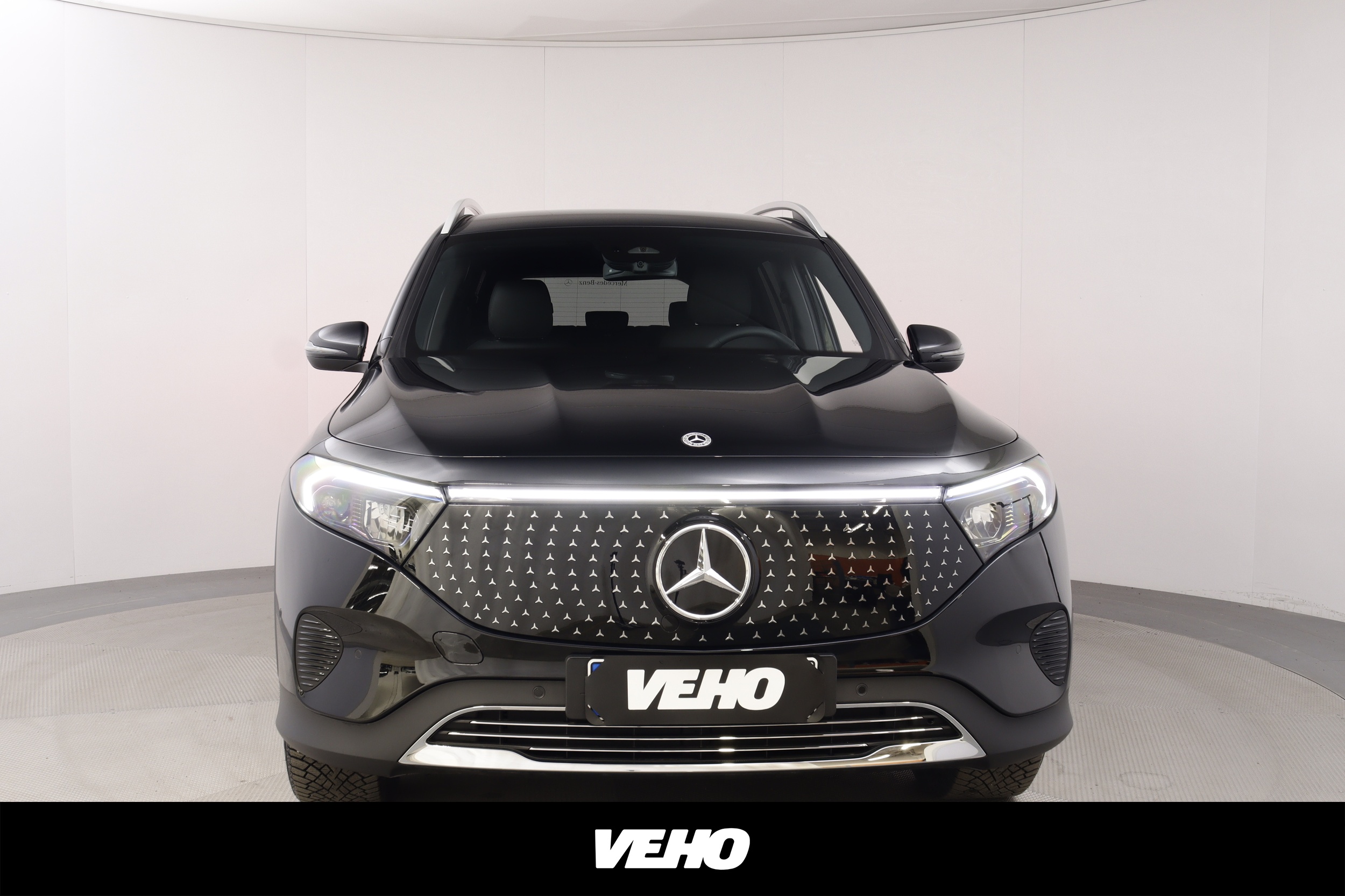 Mercedes-Benz EQB 2025