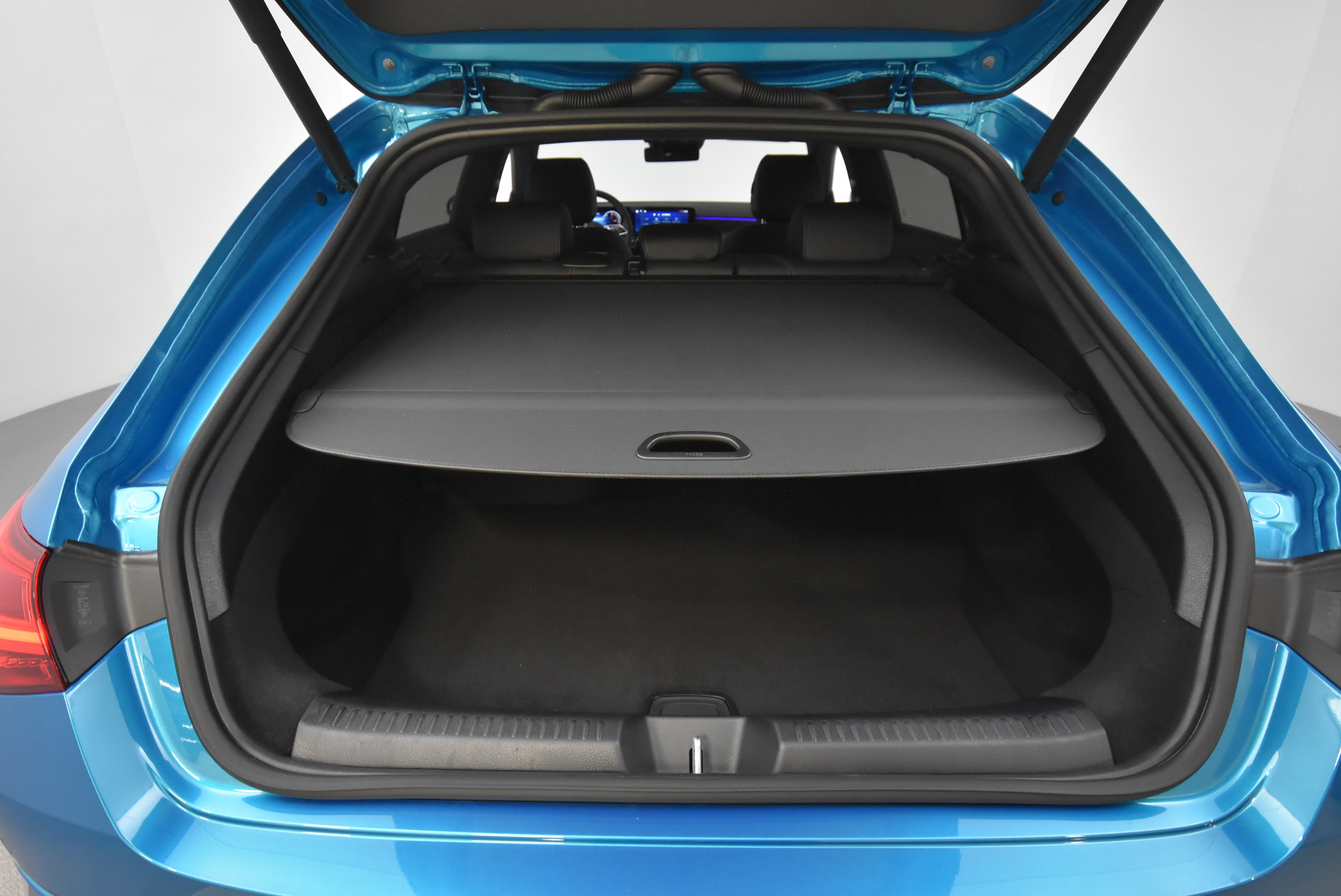 Mercedes-Benz CLA 2025