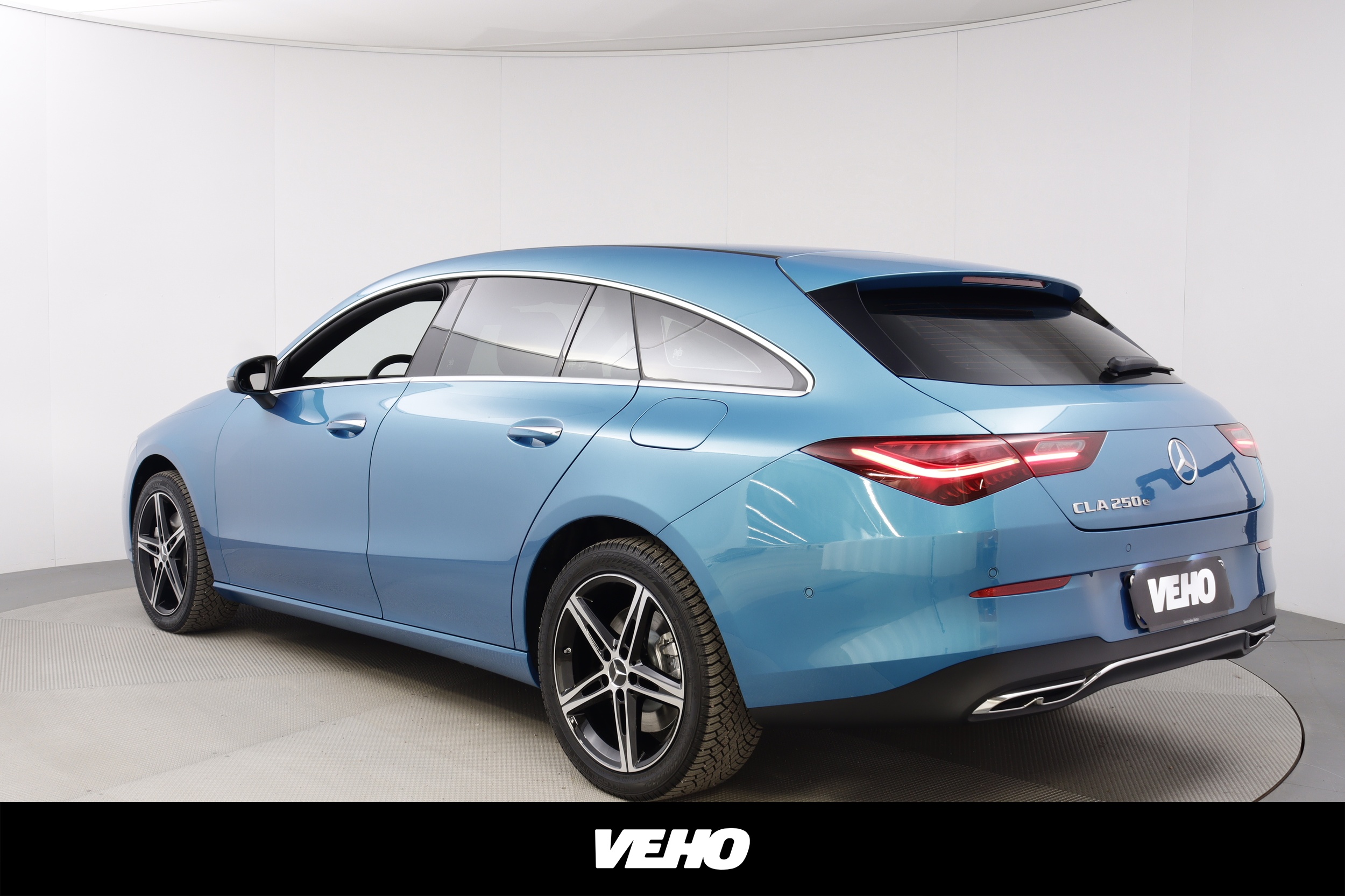 Mercedes-Benz CLA 2025