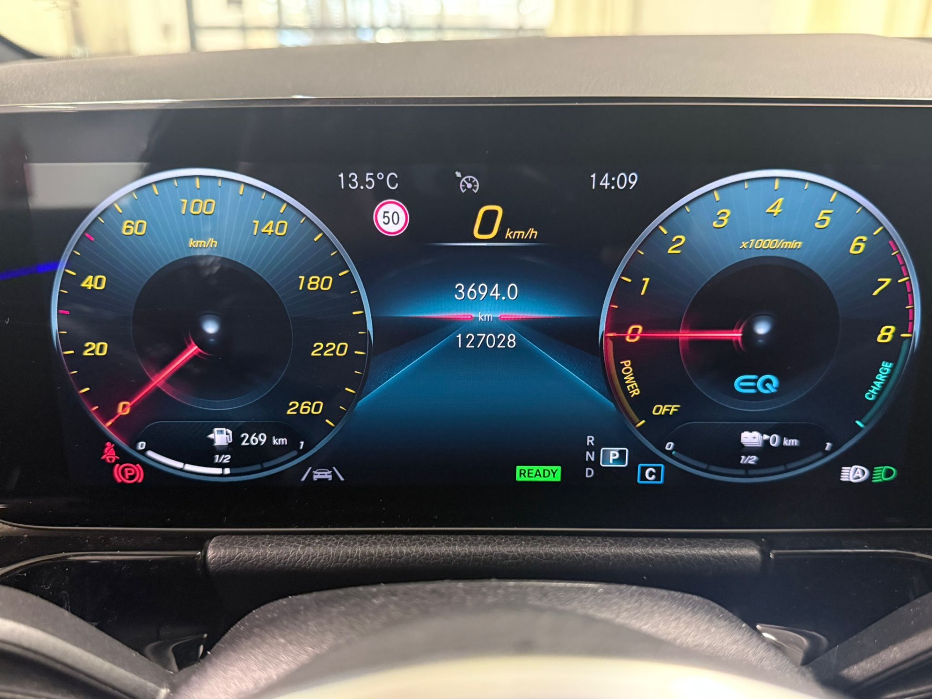 Mercedes-Benz GLA 2021