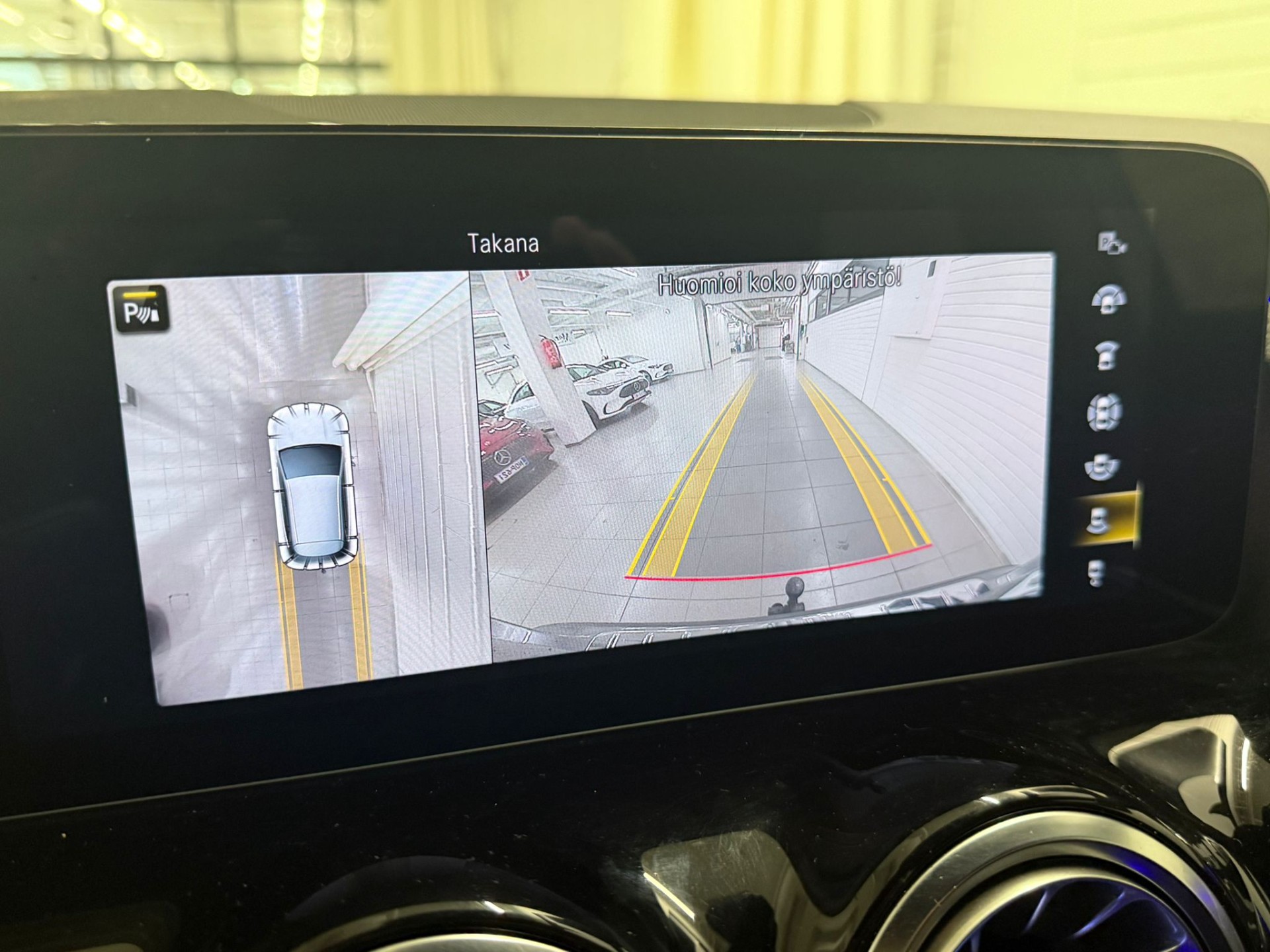 Mercedes-Benz GLA 2021