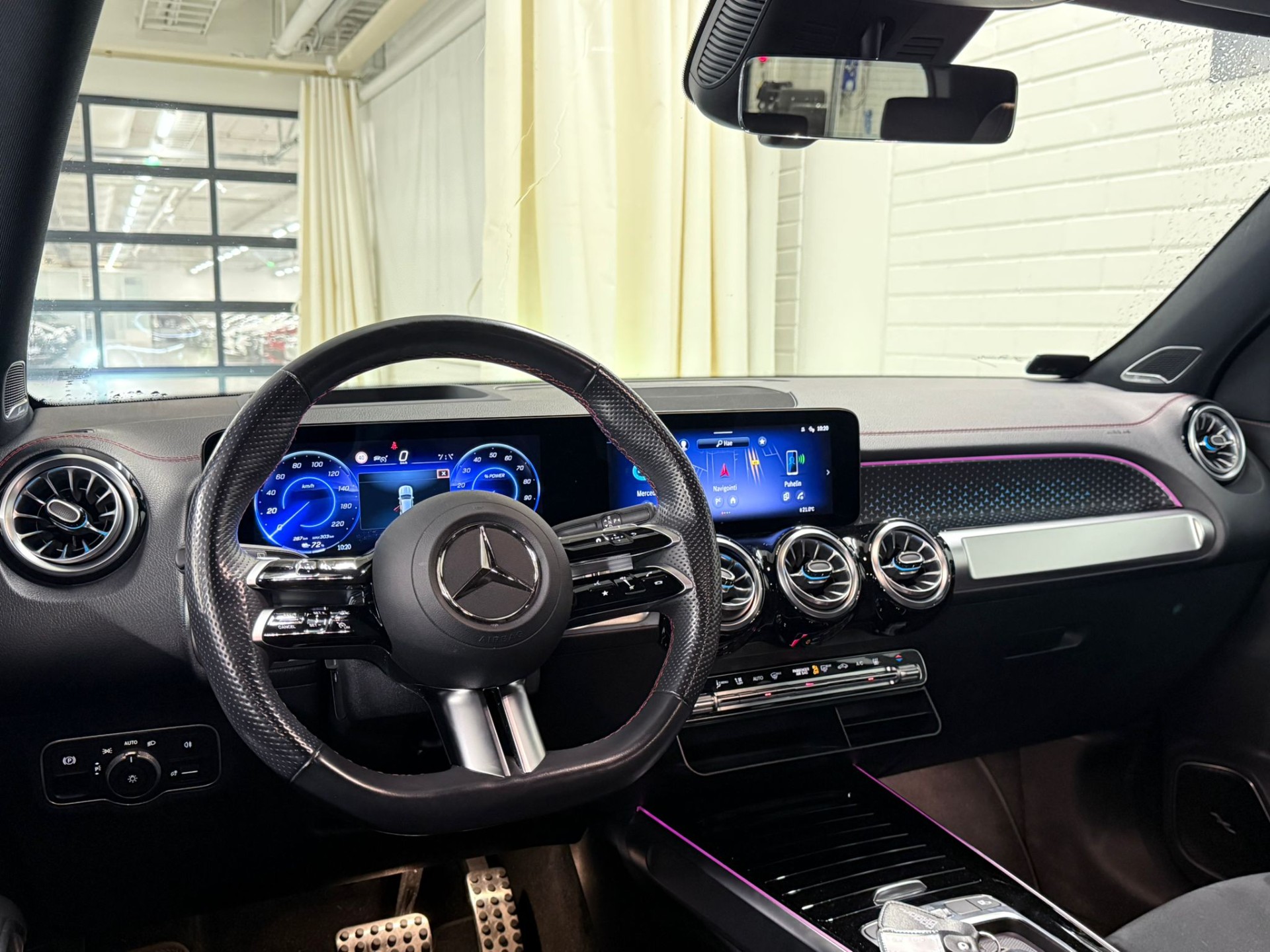 Mercedes-Benz EQB 2024