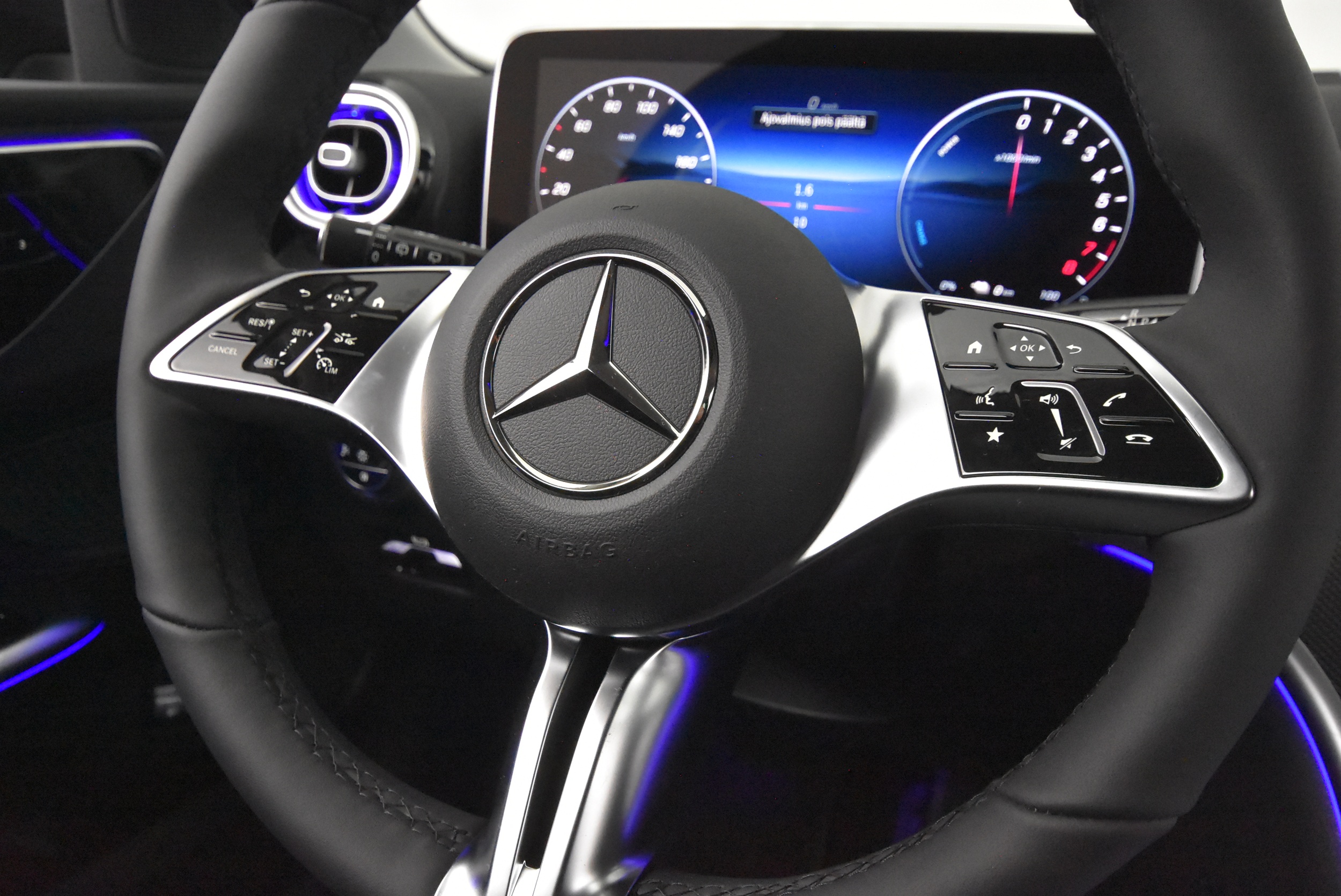 Mercedes-Benz C 2025