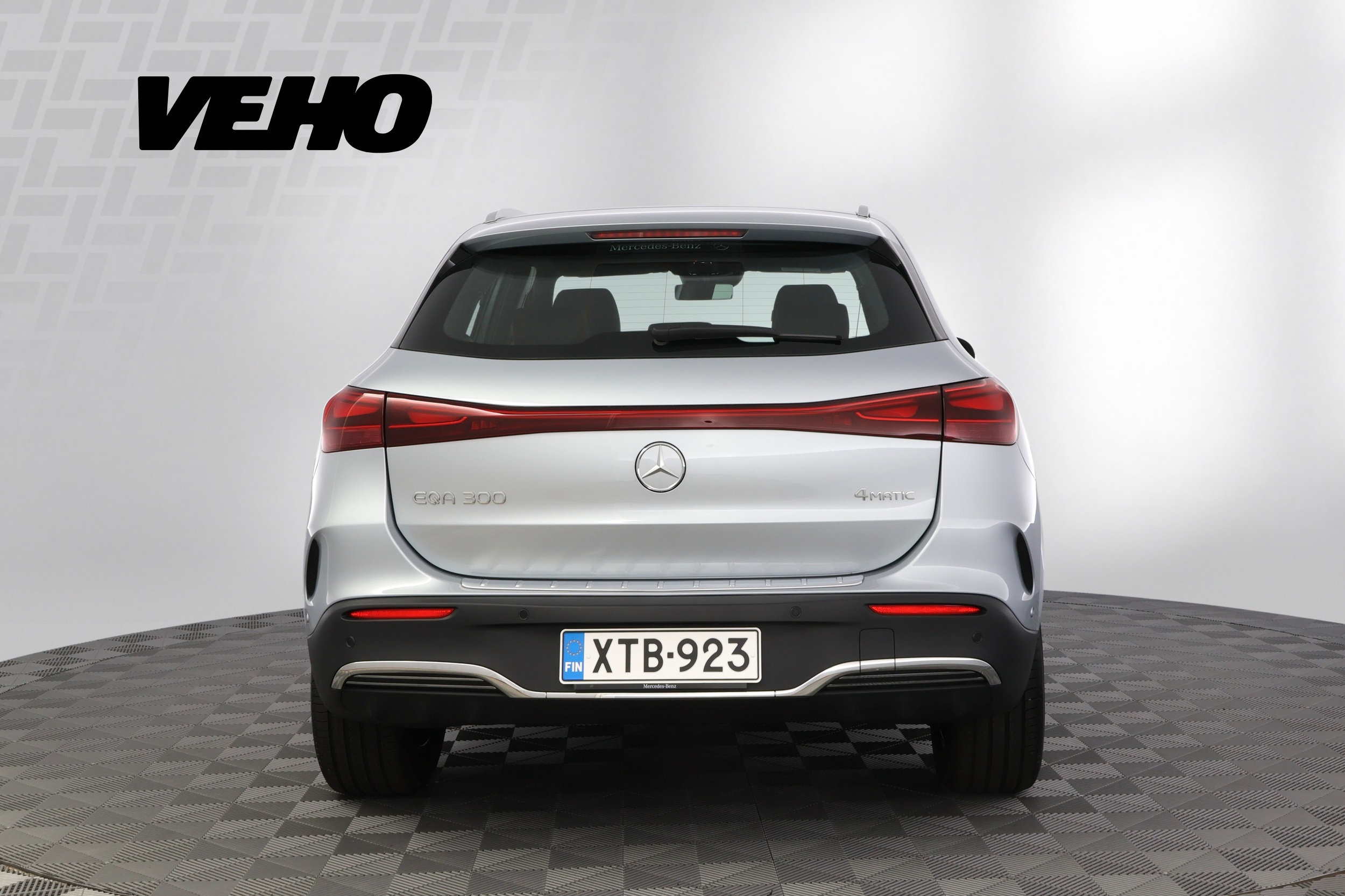 Mercedes-Benz EQA 2025