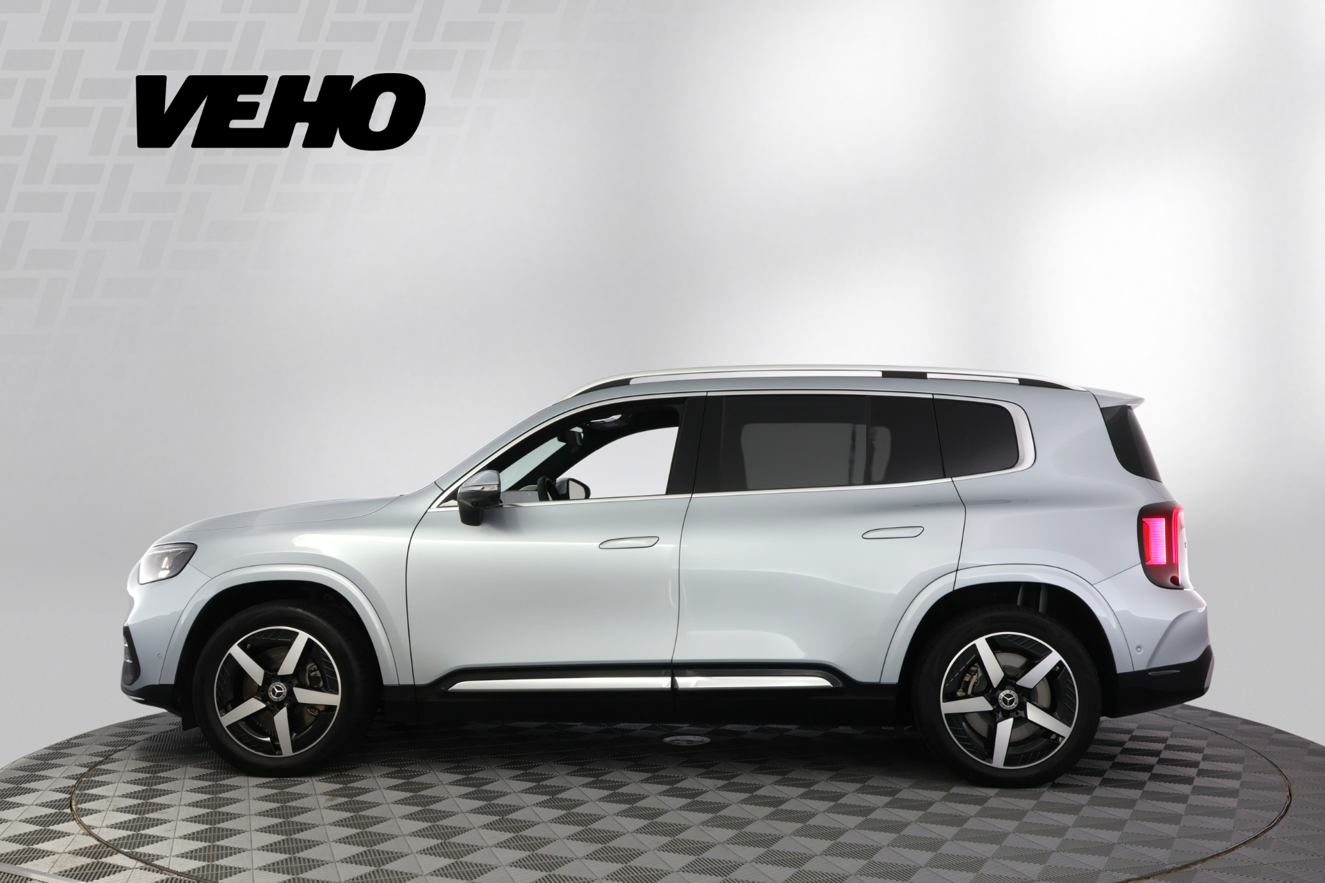 Mercedes-Benz GLB 2026