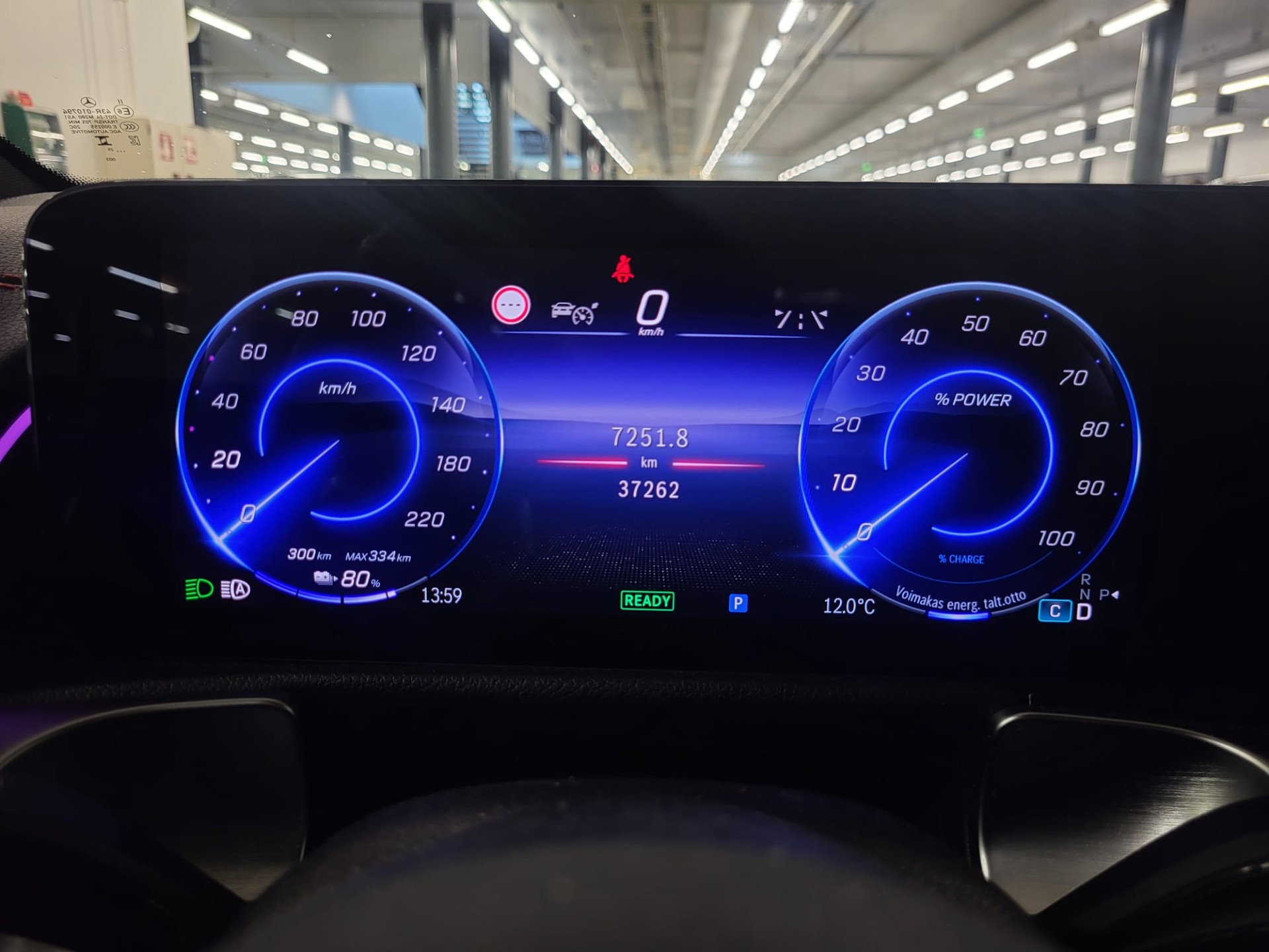 Mercedes-Benz EQB 2024