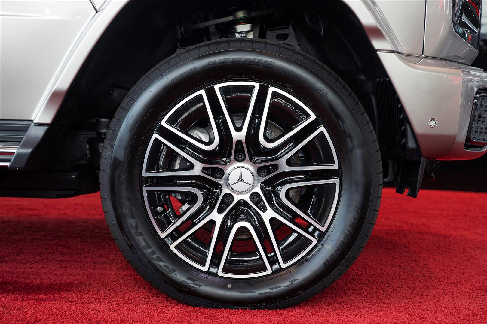 Mercedes-Benz G 2025