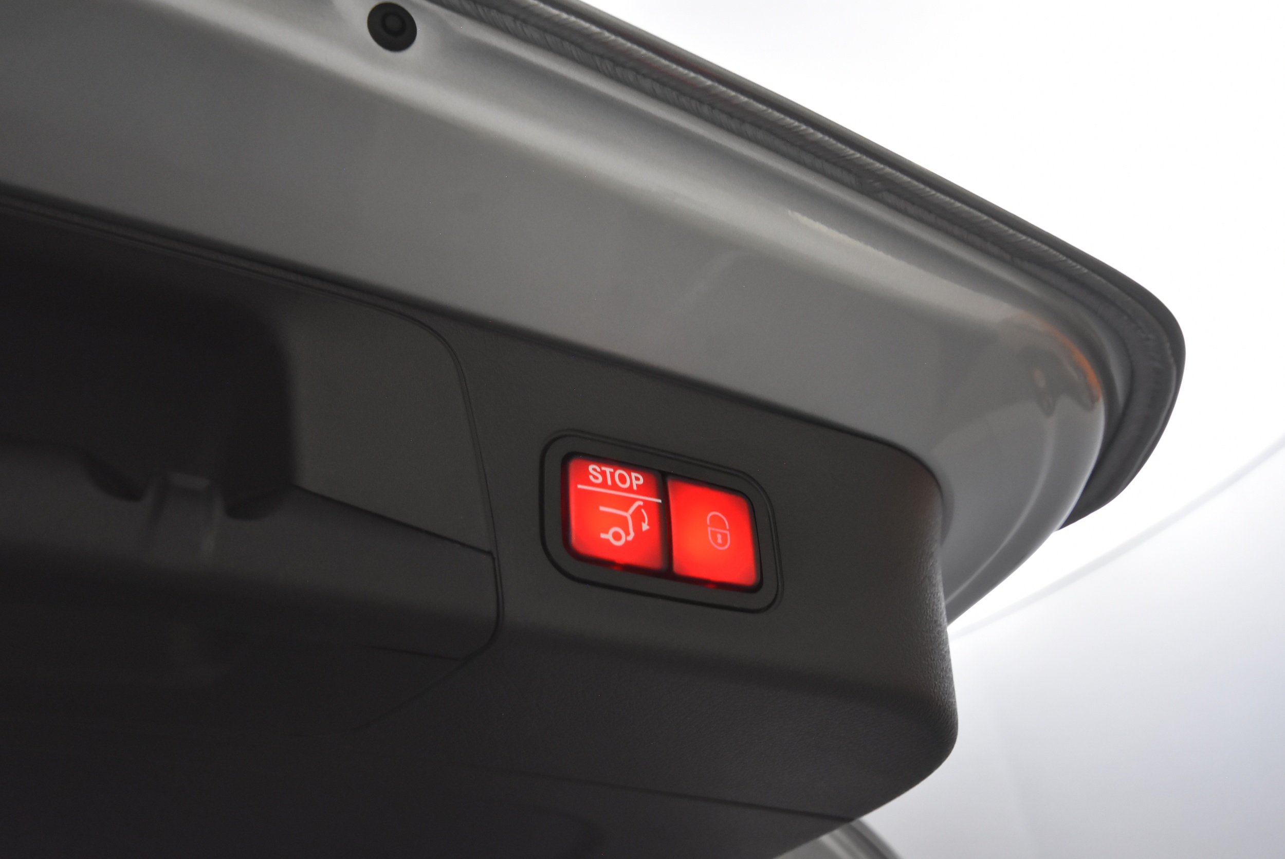 Mercedes-Benz EQB 2025