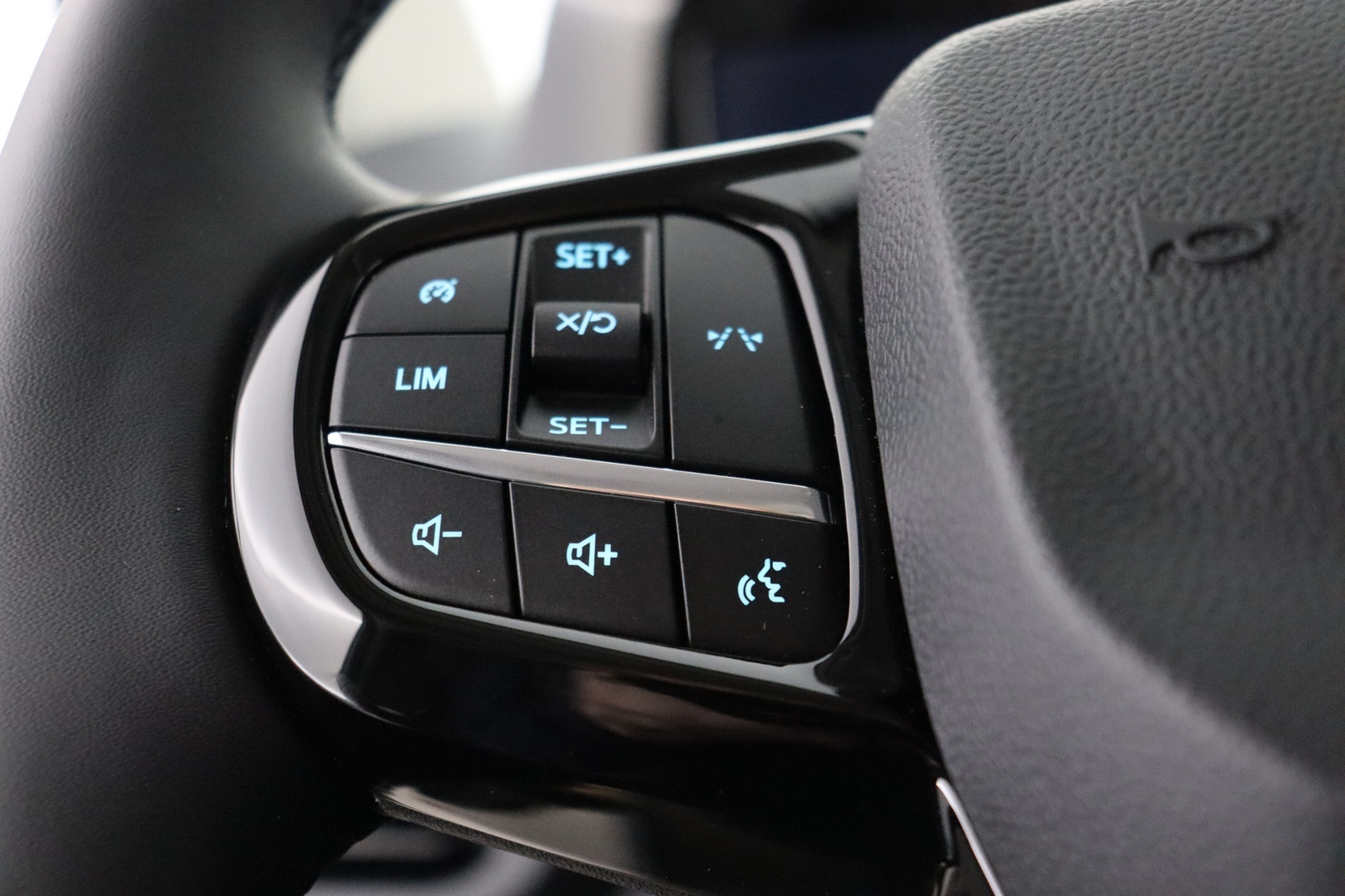 FORD TRANSIT CUSTOM 2025