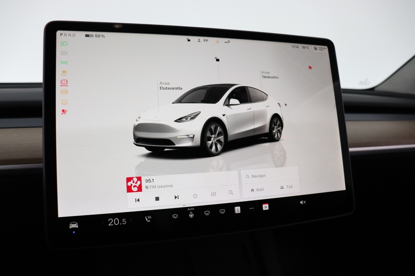 TESLA Model Y 2022