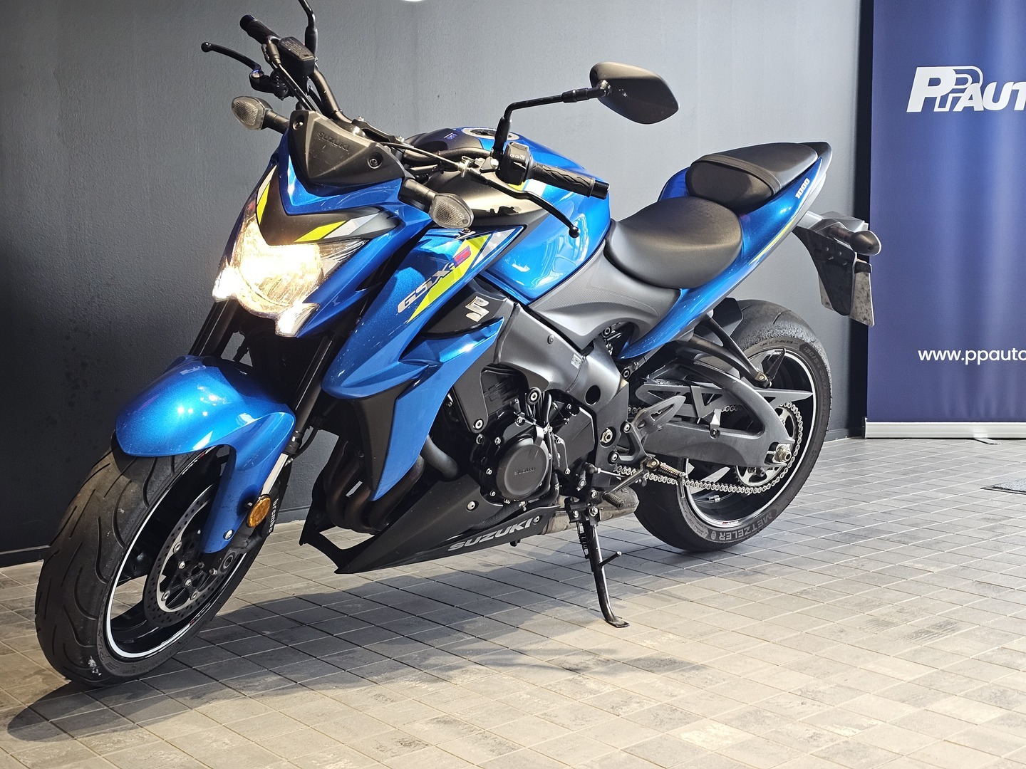 SUZUKI GSX-S 2020