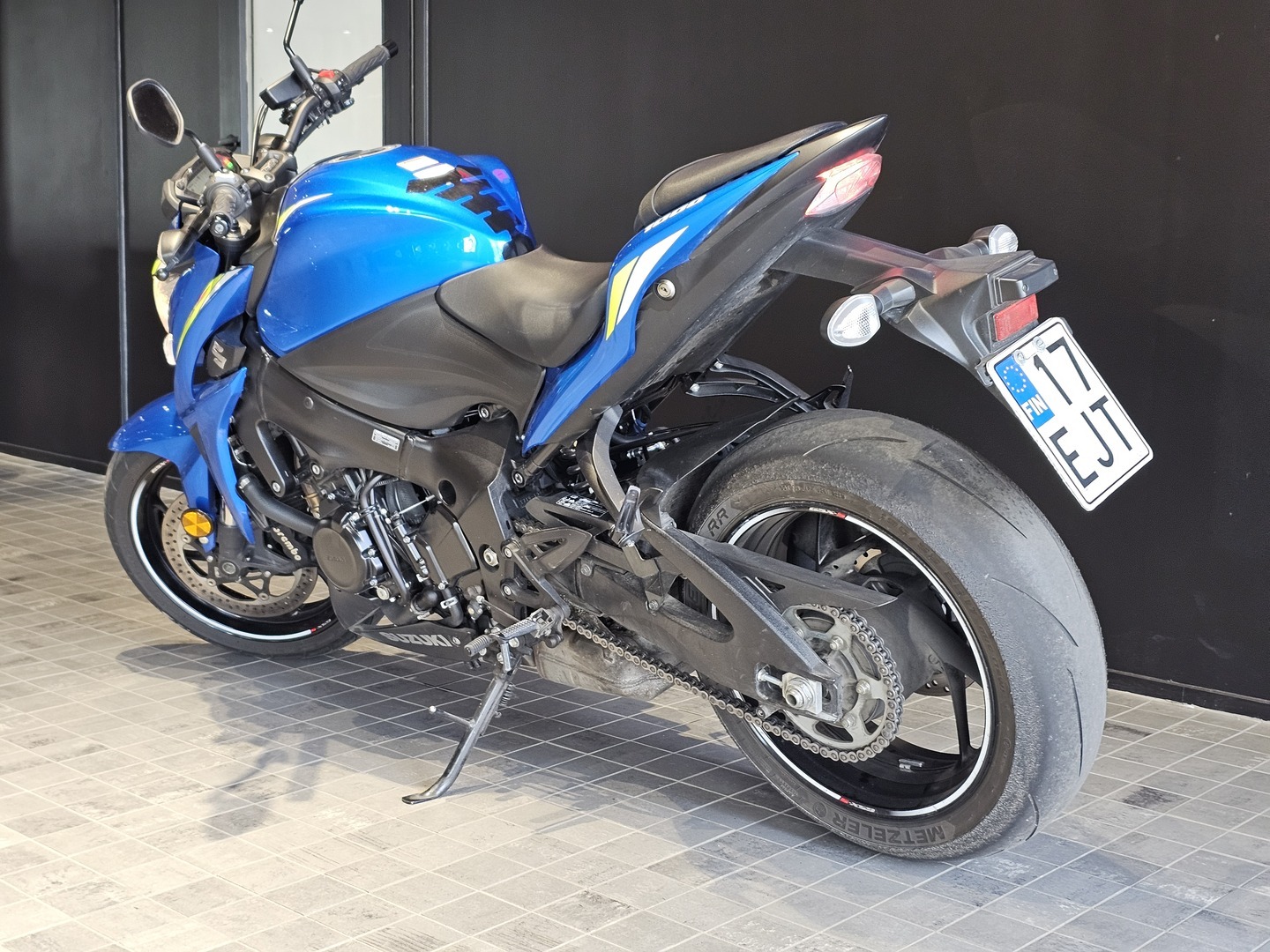 SUZUKI GSX-S 2020