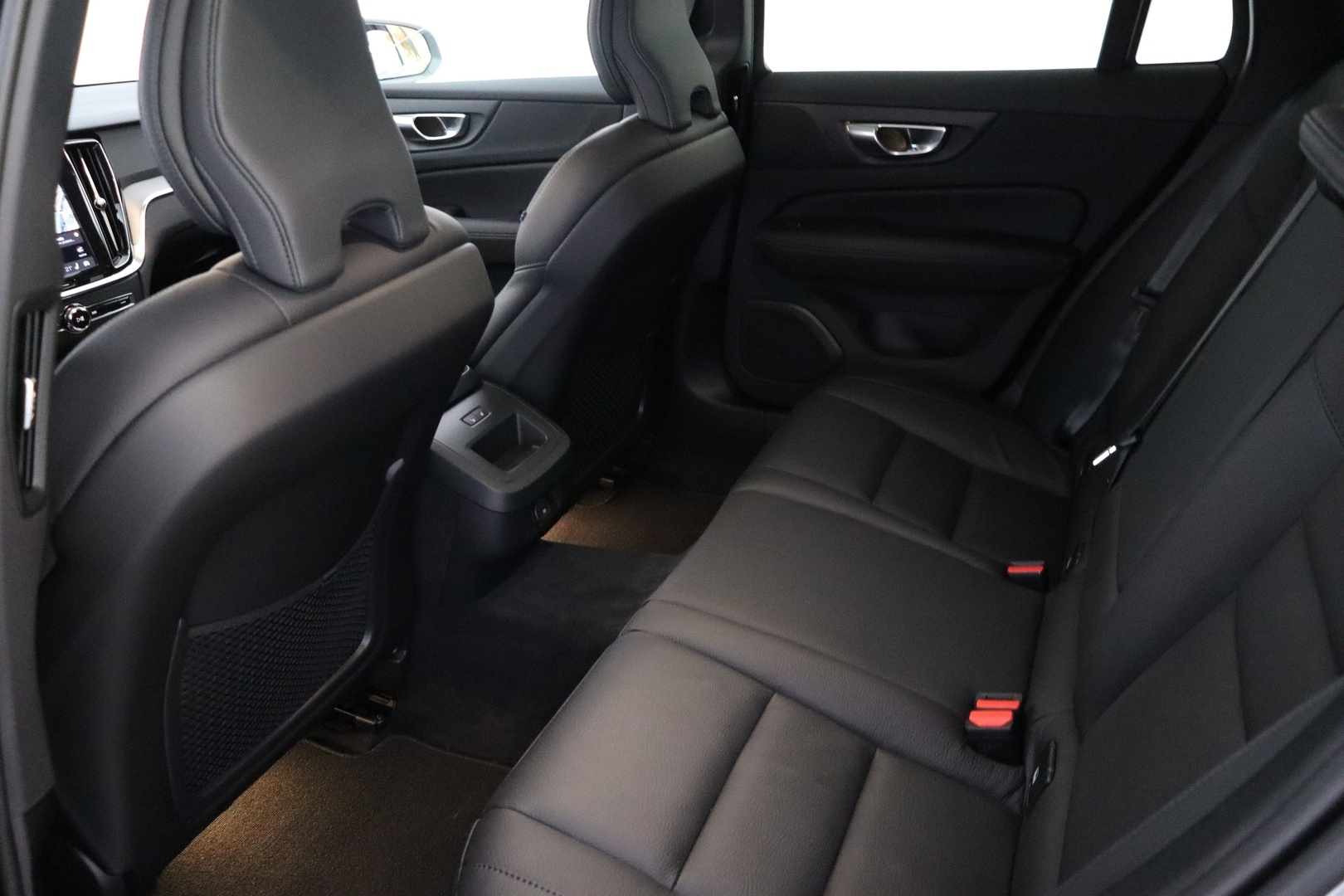 VOLVO V60 Cross Country 2024
