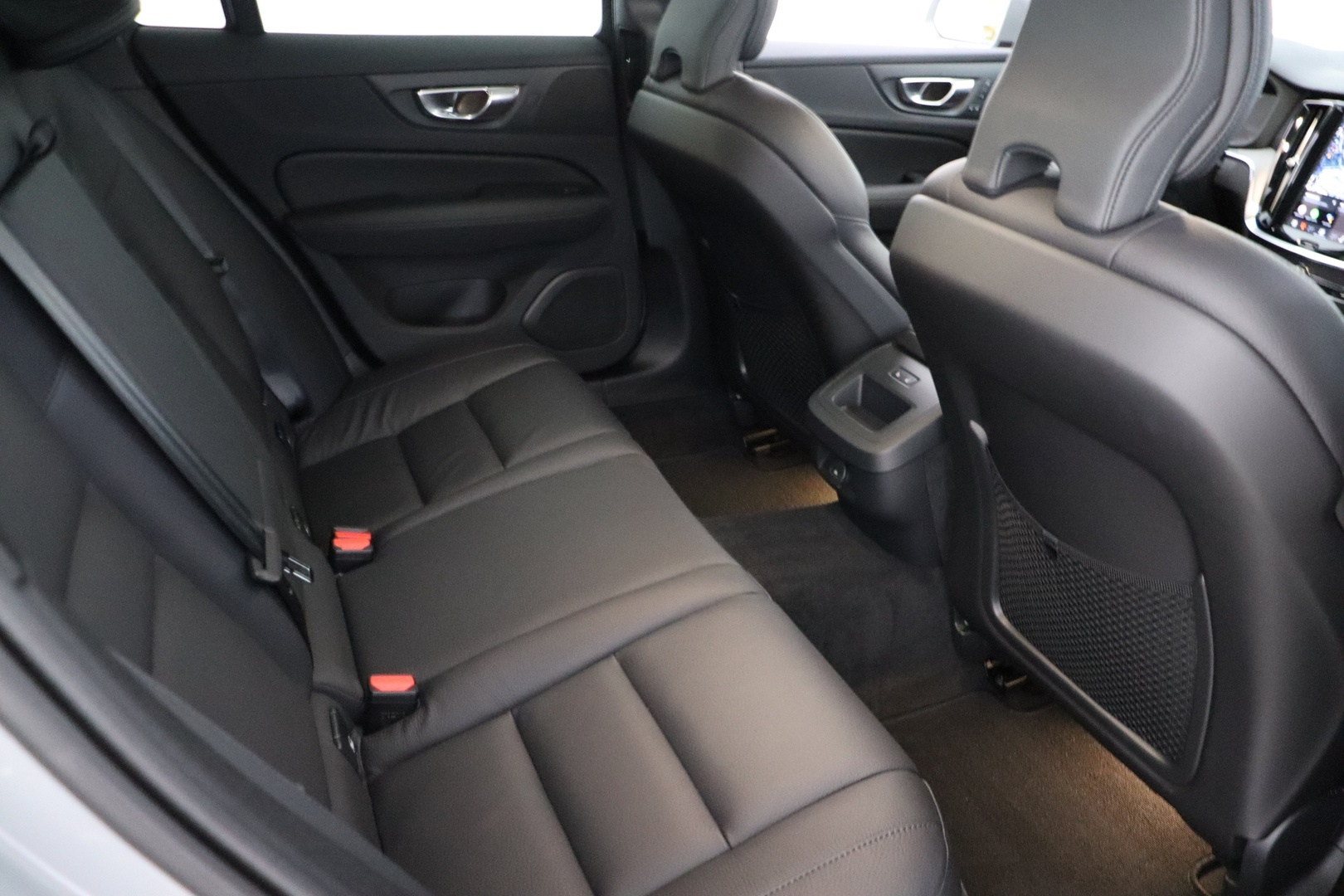 VOLVO V60 Cross Country 2024