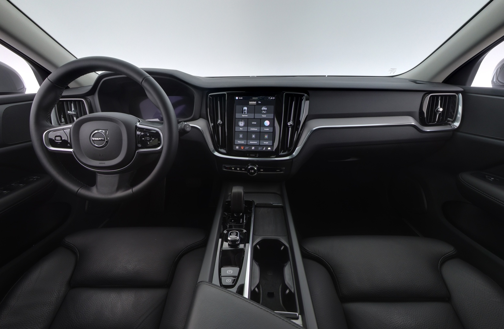VOLVO V60 Cross Country 2024
