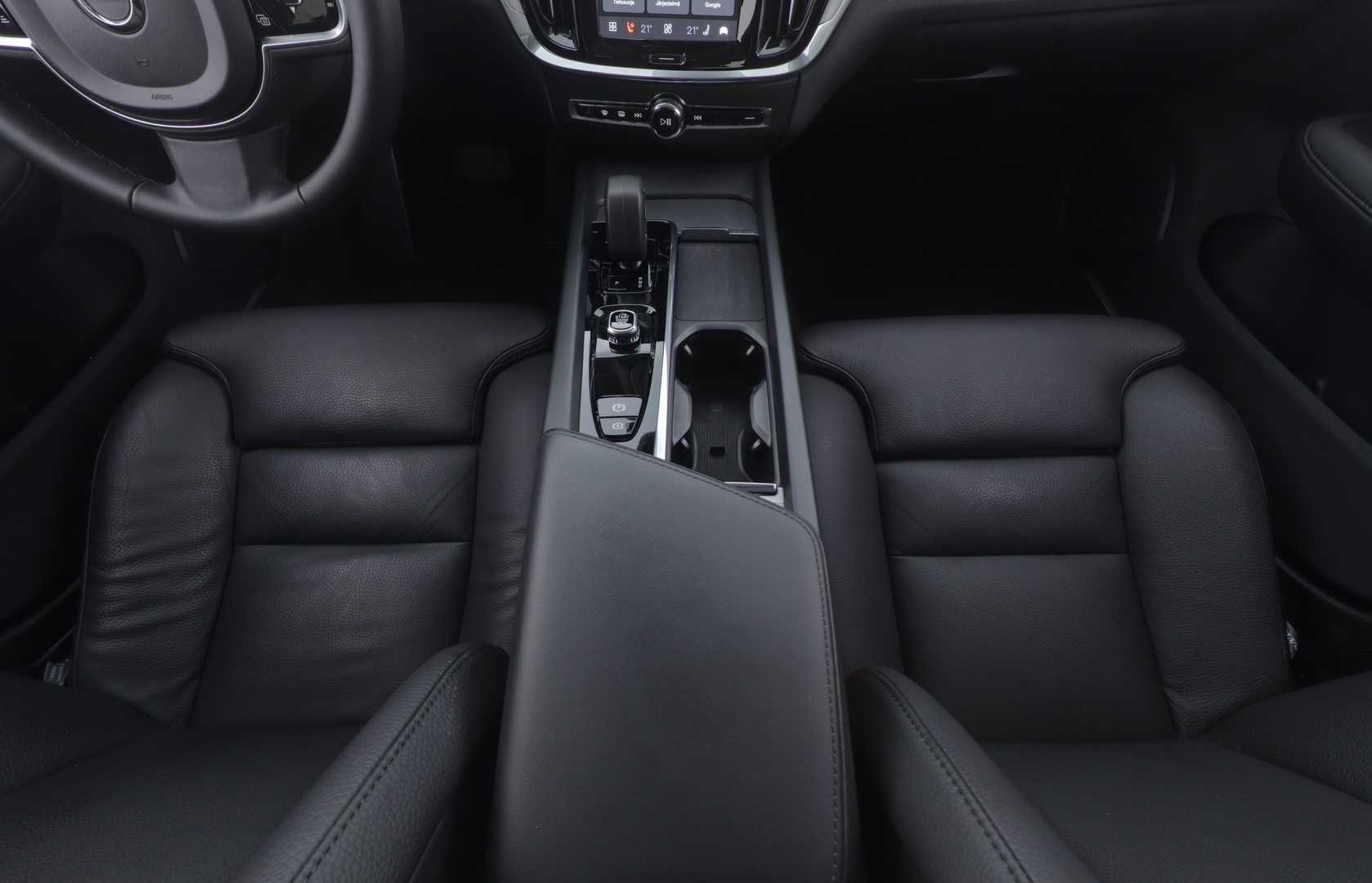 VOLVO V60 Cross Country 2024