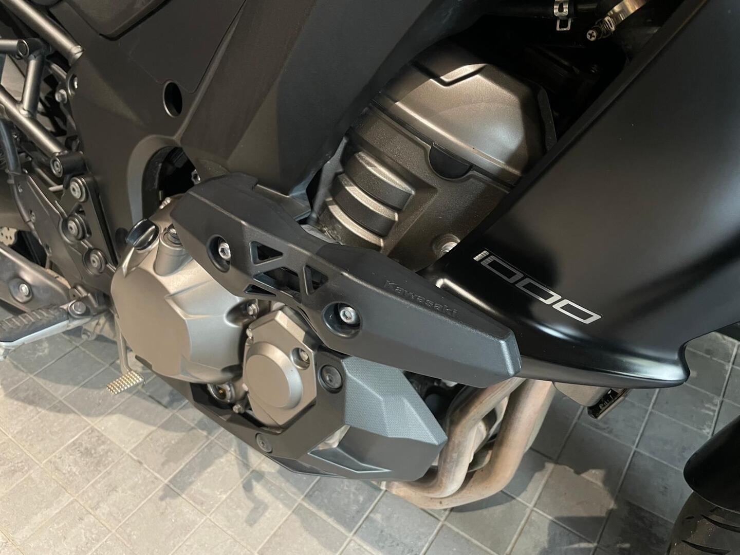 KAWASAKI Versys 2015