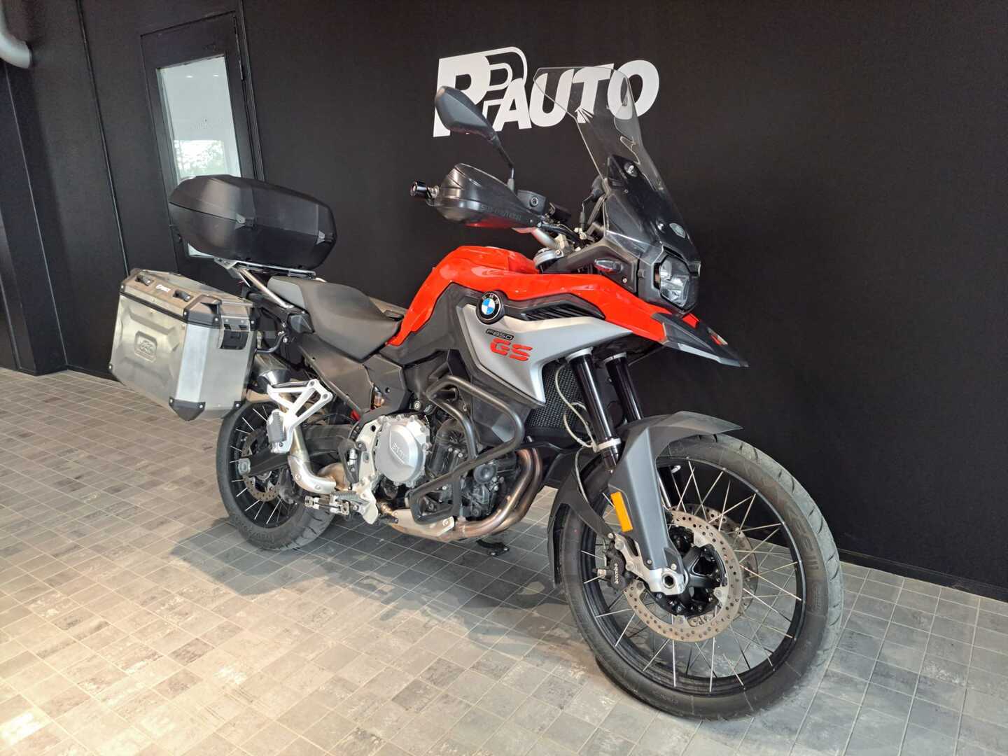 BMW F 2024