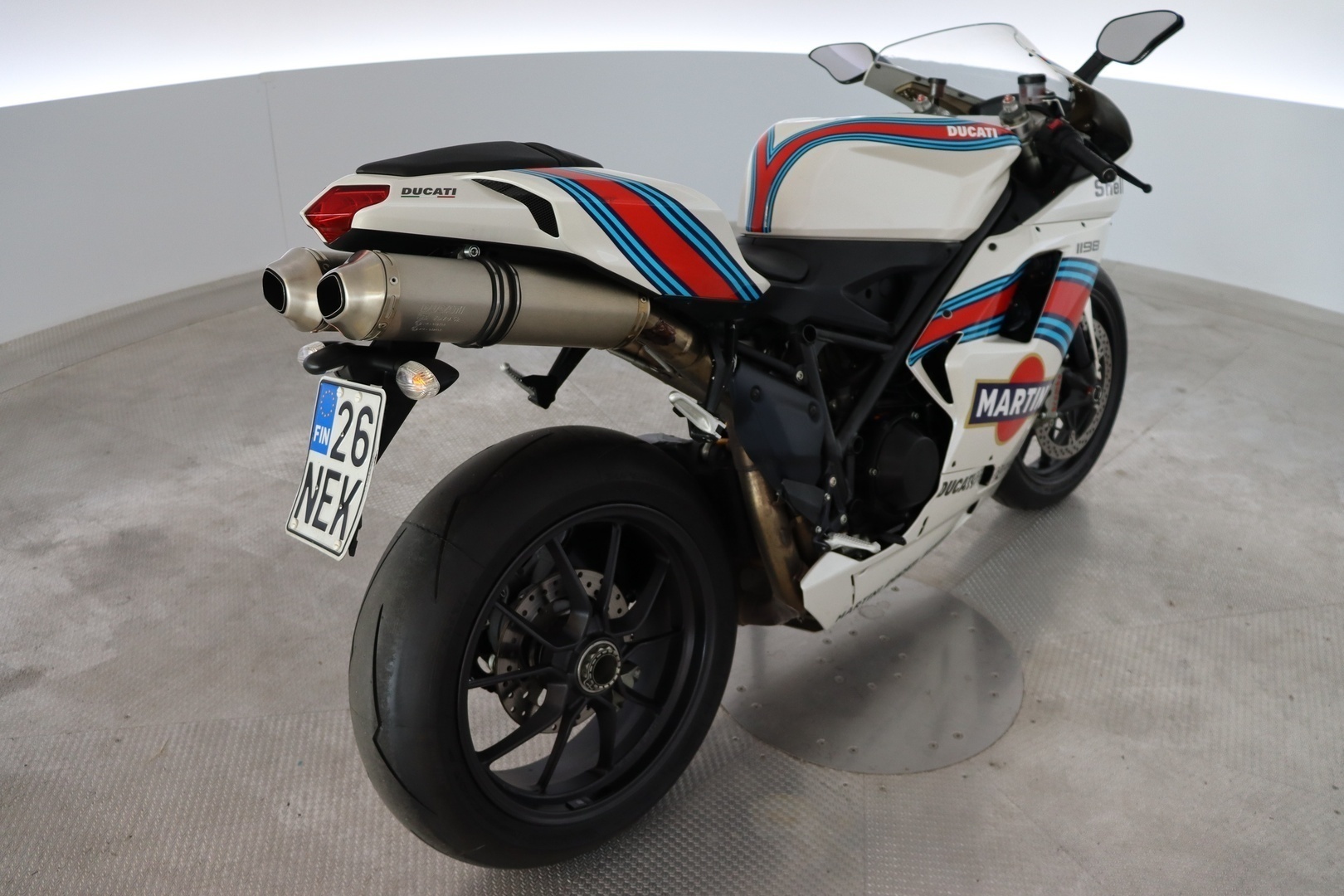 DUCATI 1198 2011