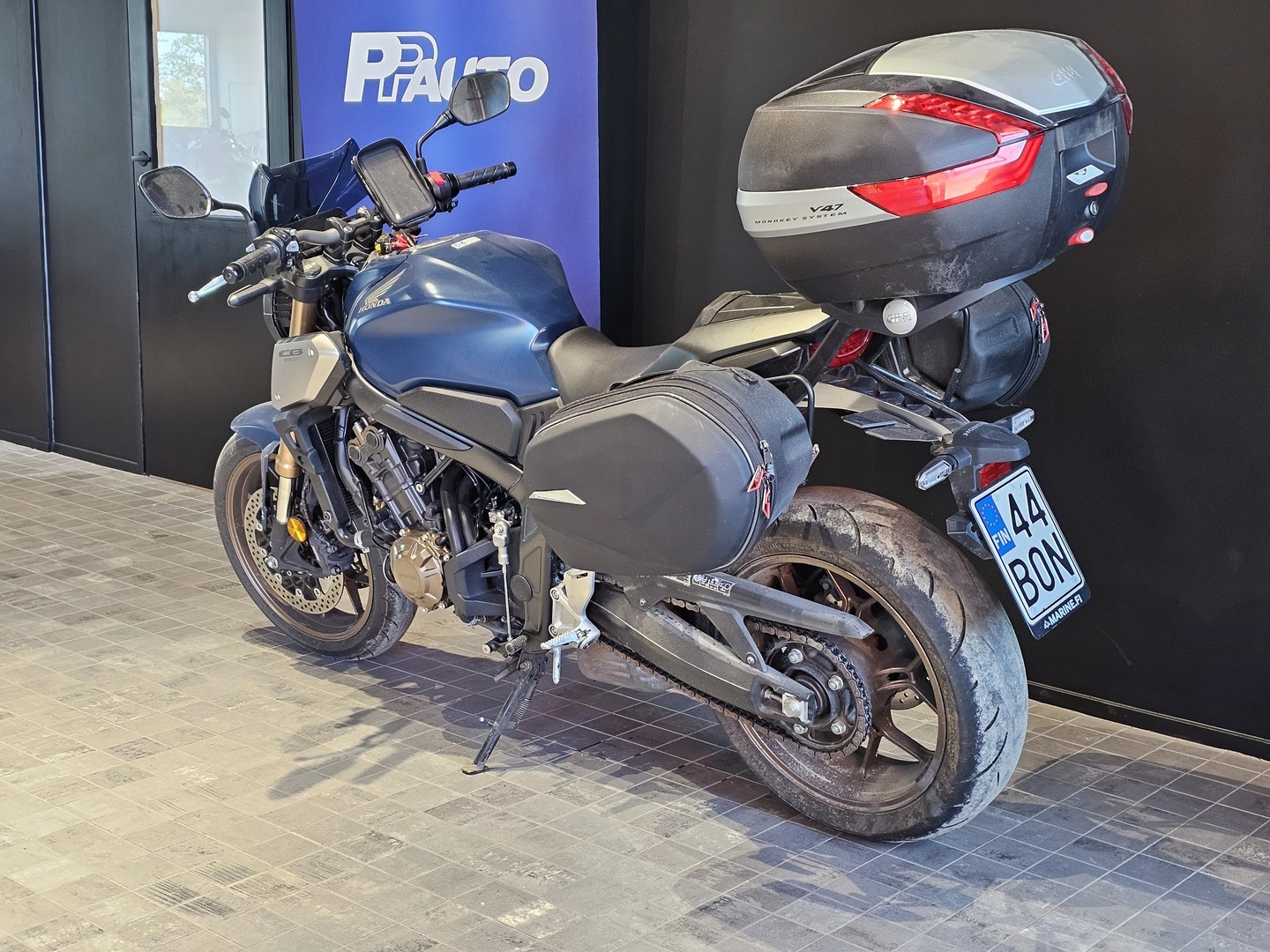HONDA CB 2021