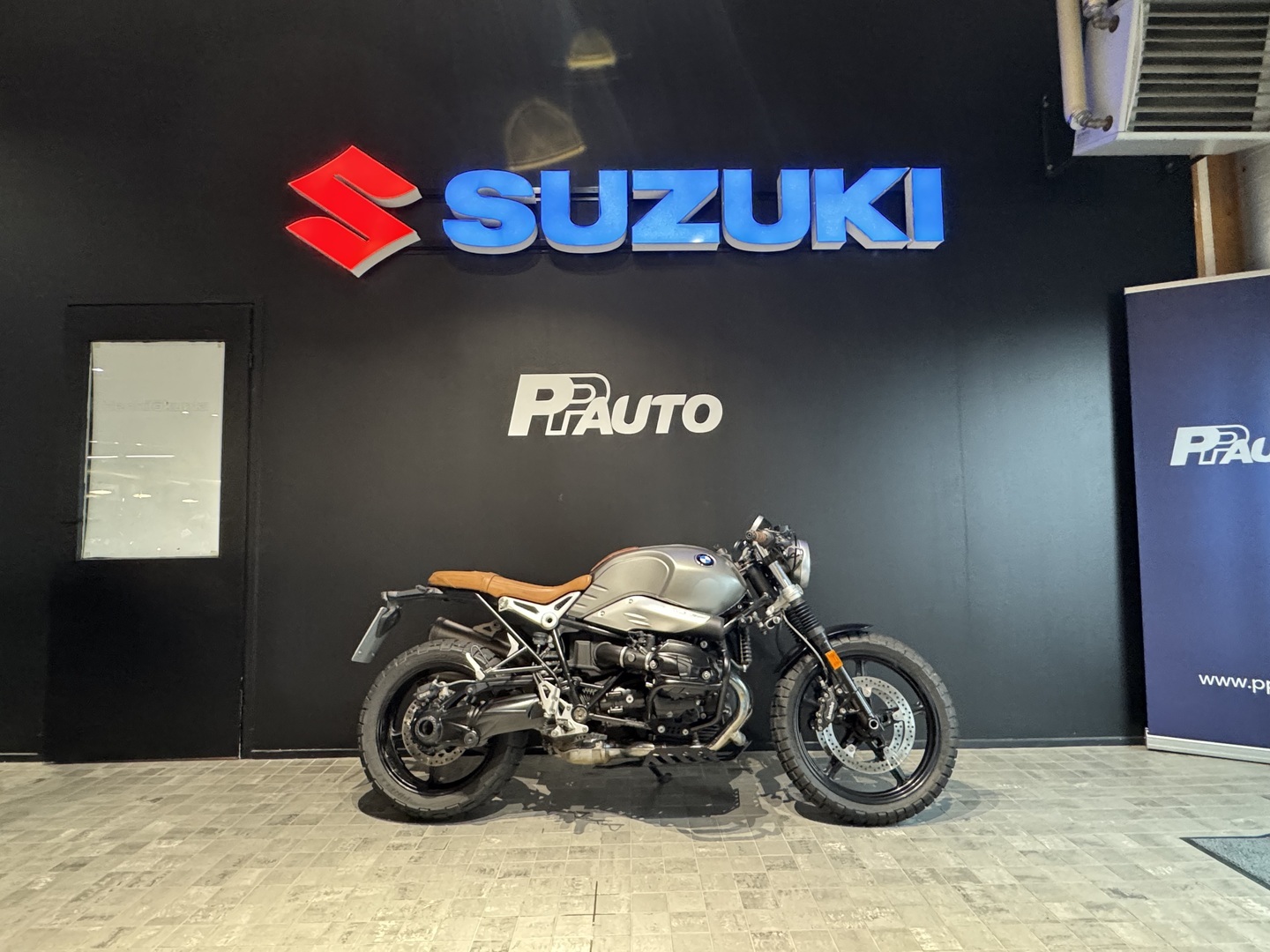 BMW R 2018