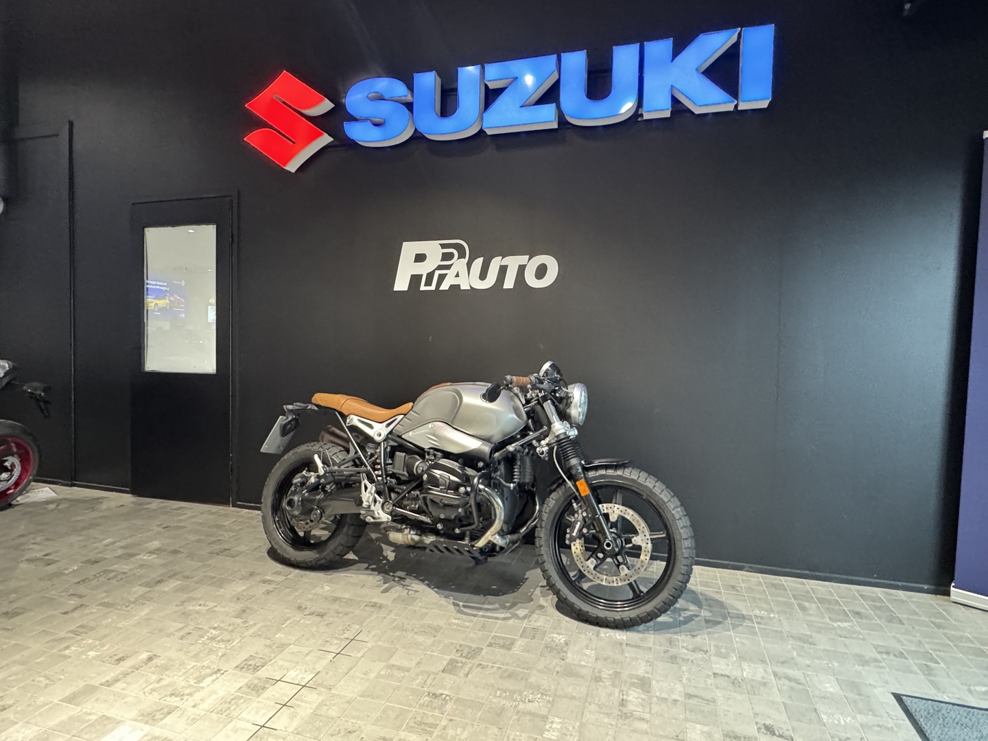 BMW R 2018