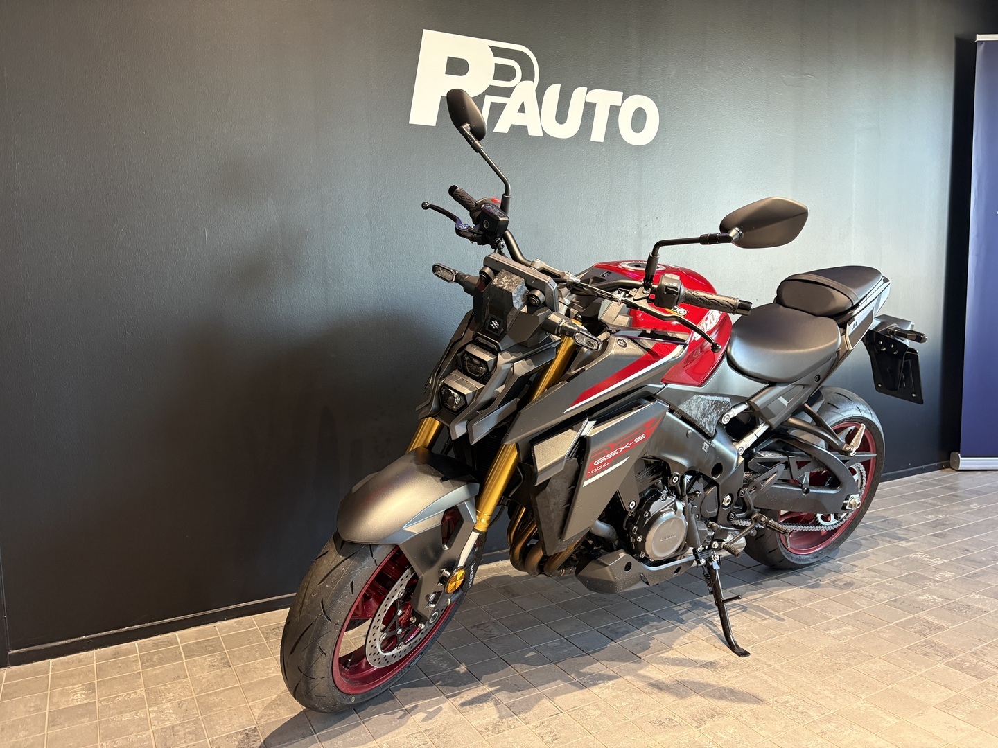 SUZUKI GSX-S 2026