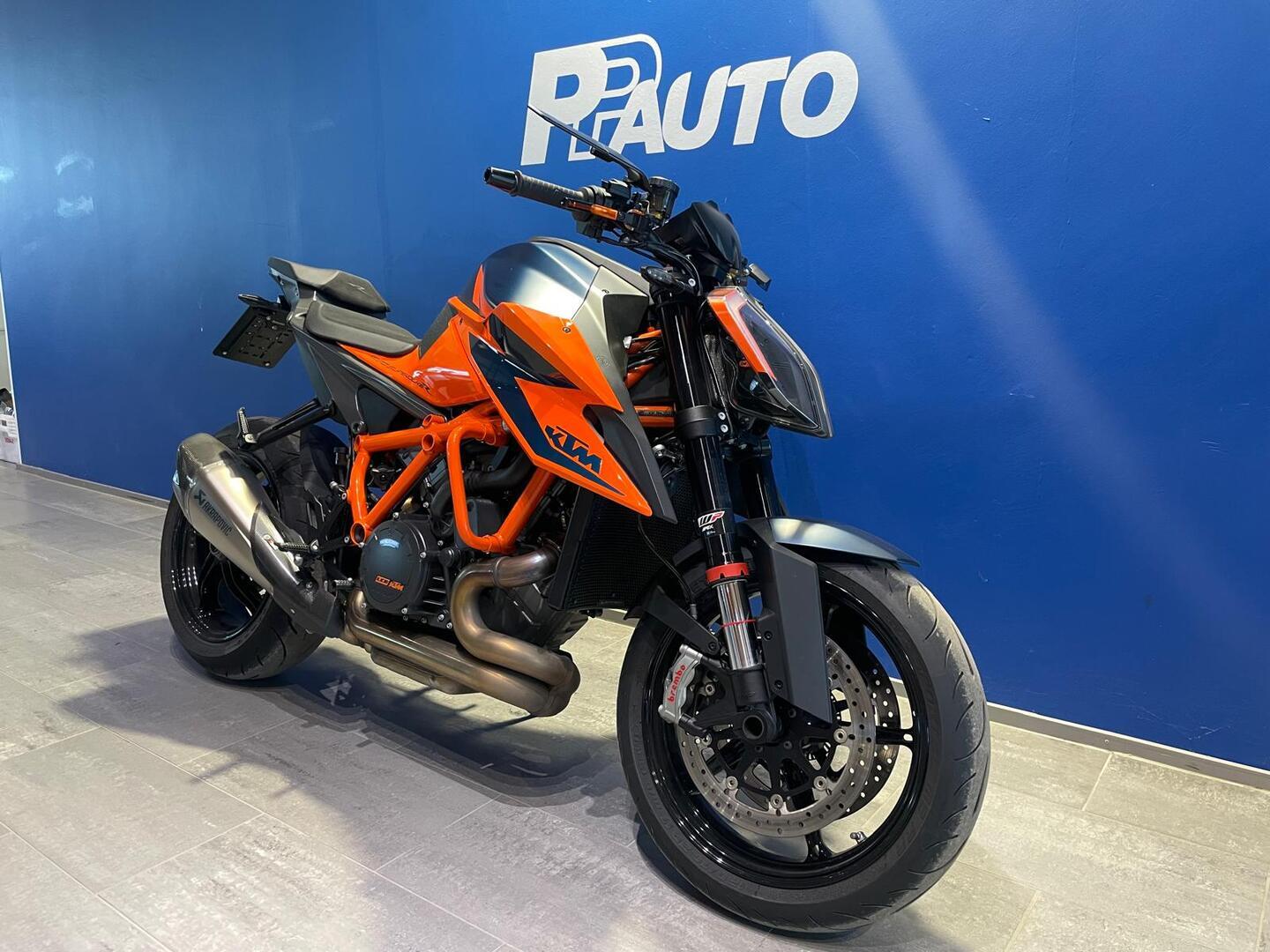 KTM 1290 2021