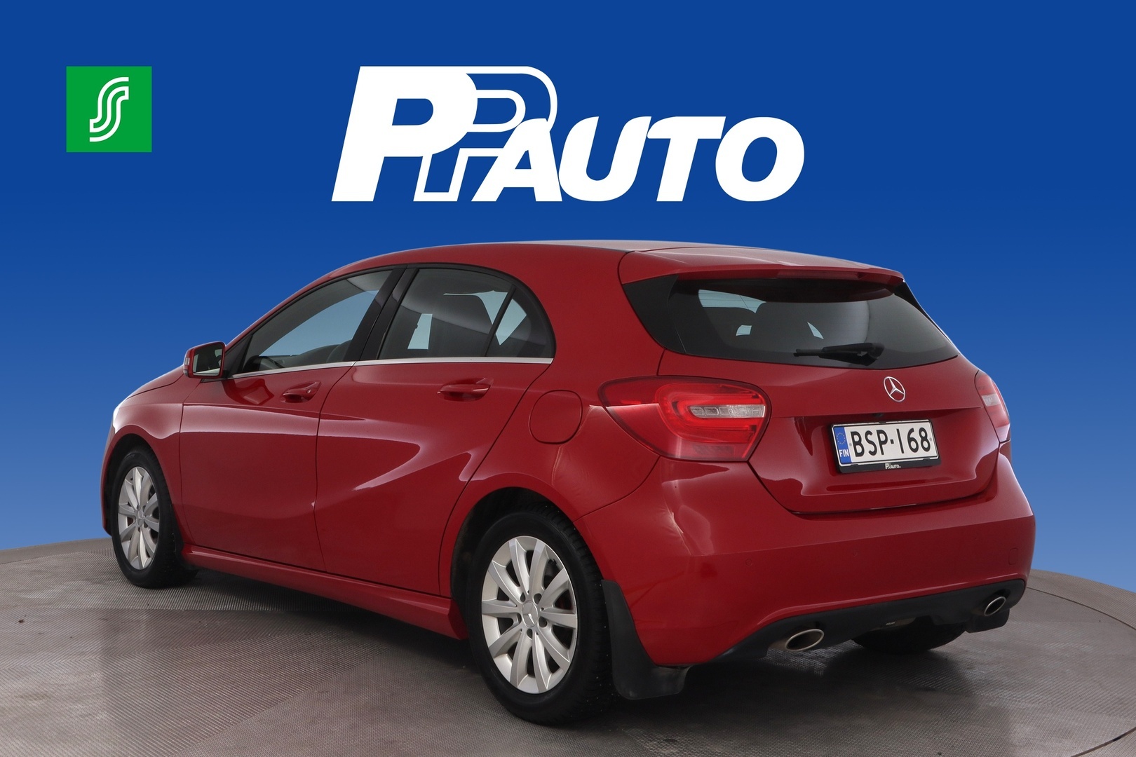 MERCEDES-BENZ A 2015