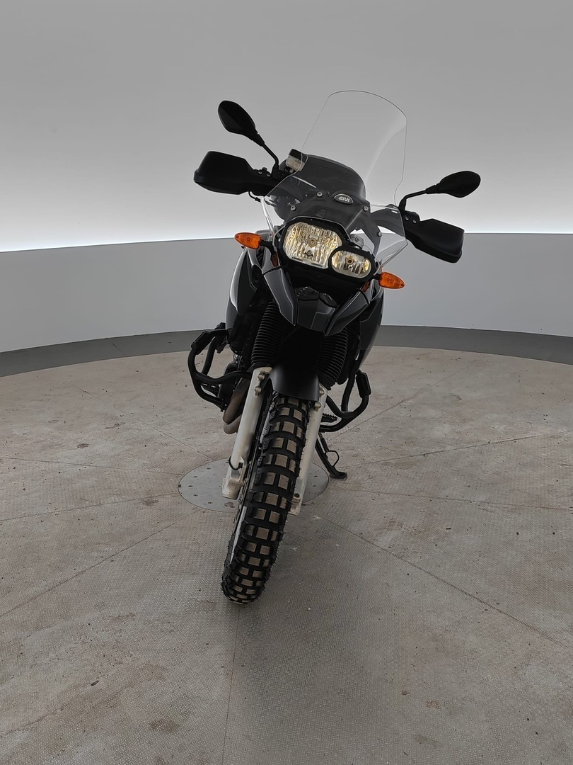 BMW F 2009