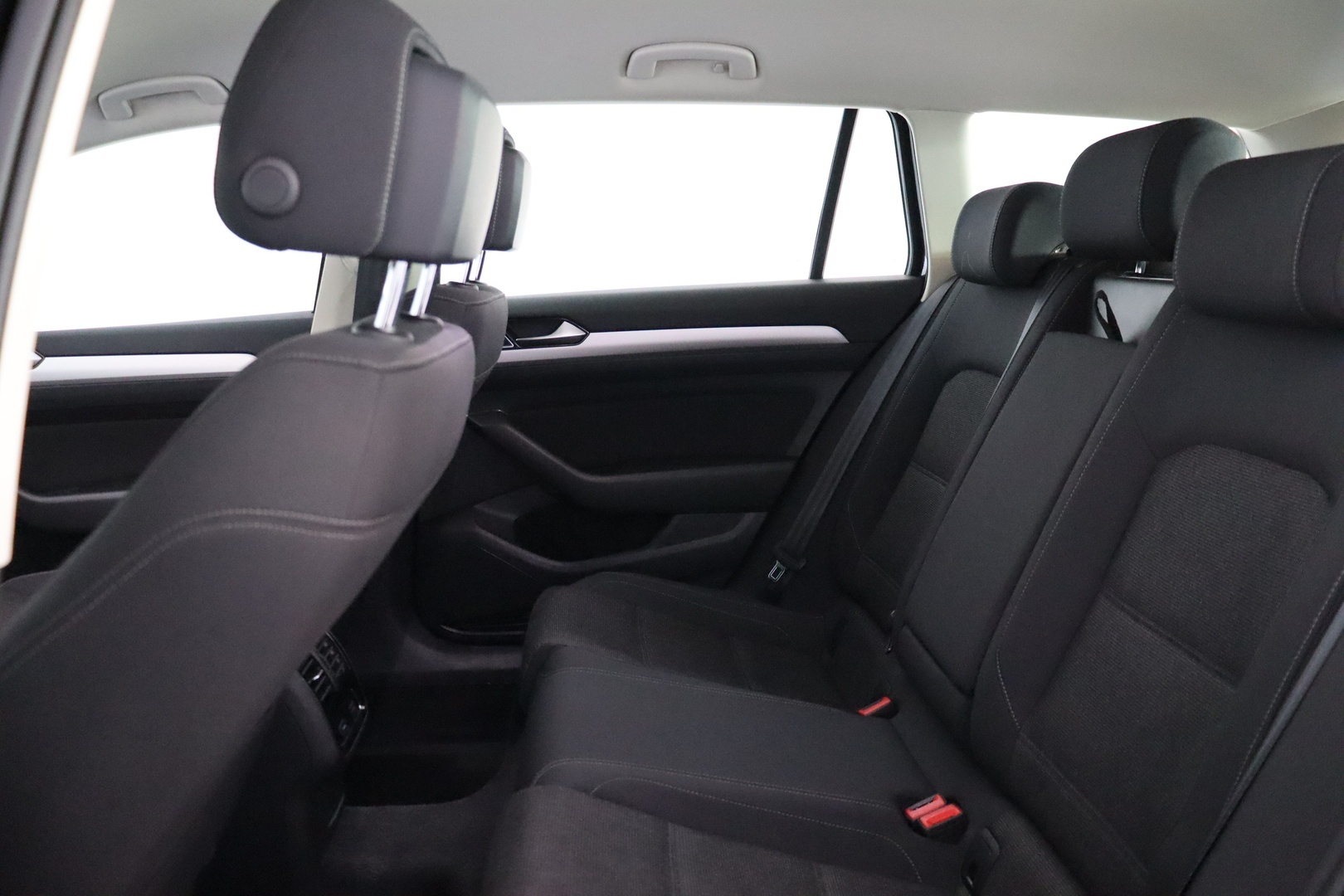 VOLKSWAGEN Passat 2019