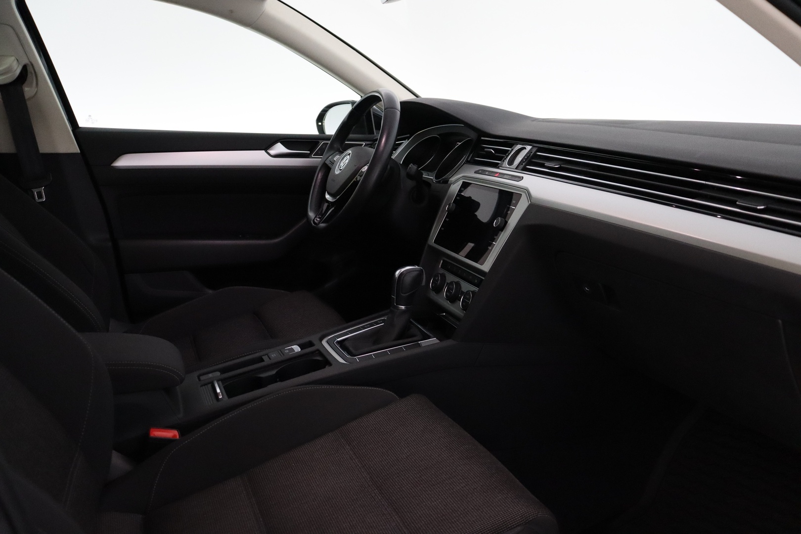 VOLKSWAGEN Passat 2019