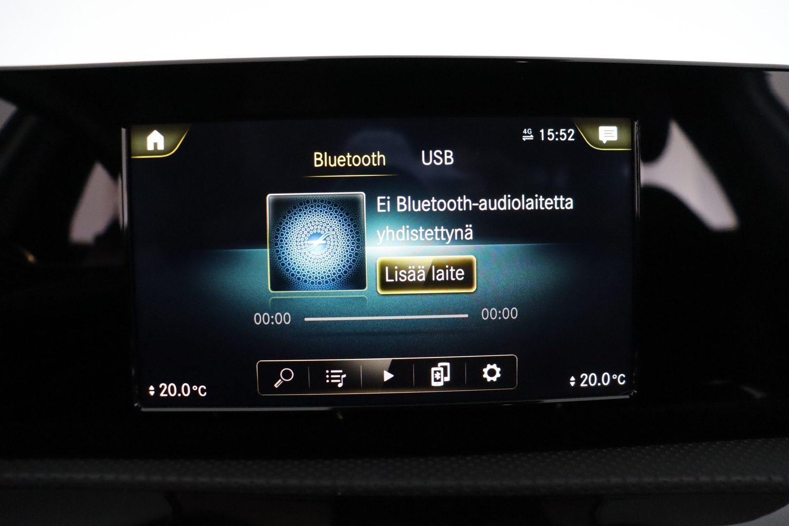 MERCEDES-BENZ A 2020
