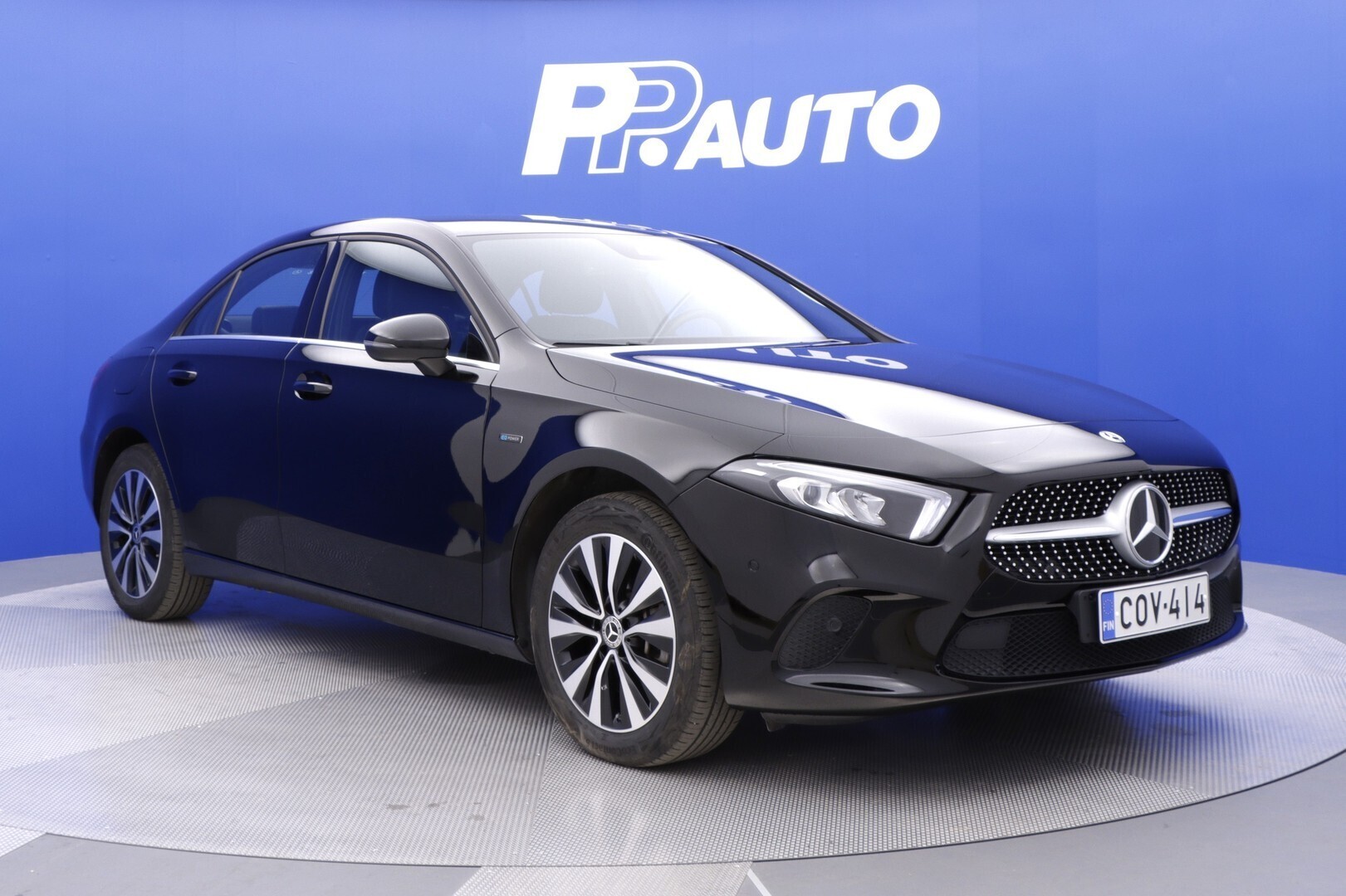 MERCEDES-BENZ A 2020