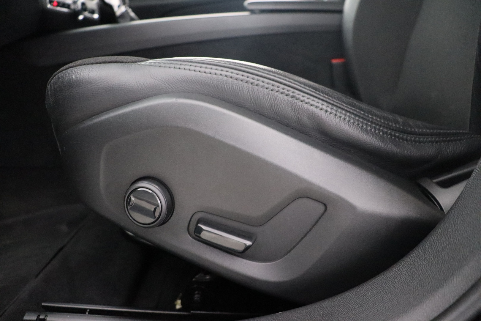 VOLVO V60 Cross Country 2019
