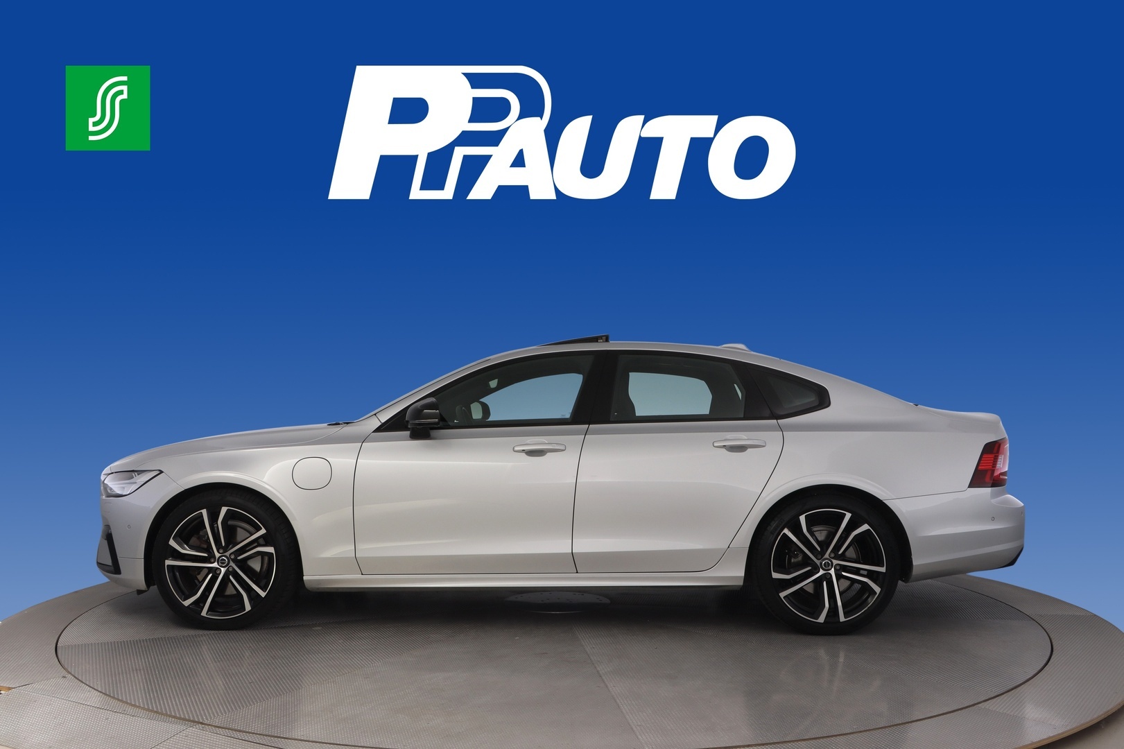 VOLVO S90 2023