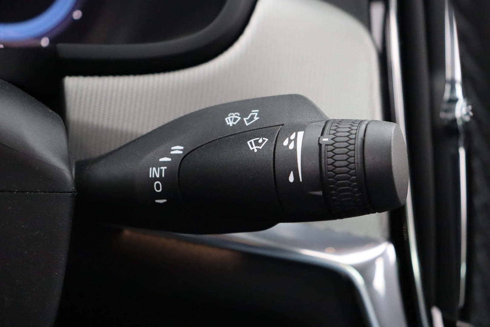 VOLVO S90 2023