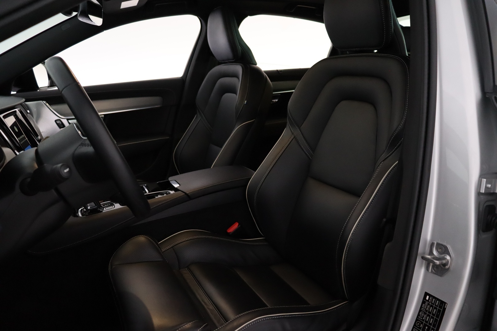 VOLVO S90 2023