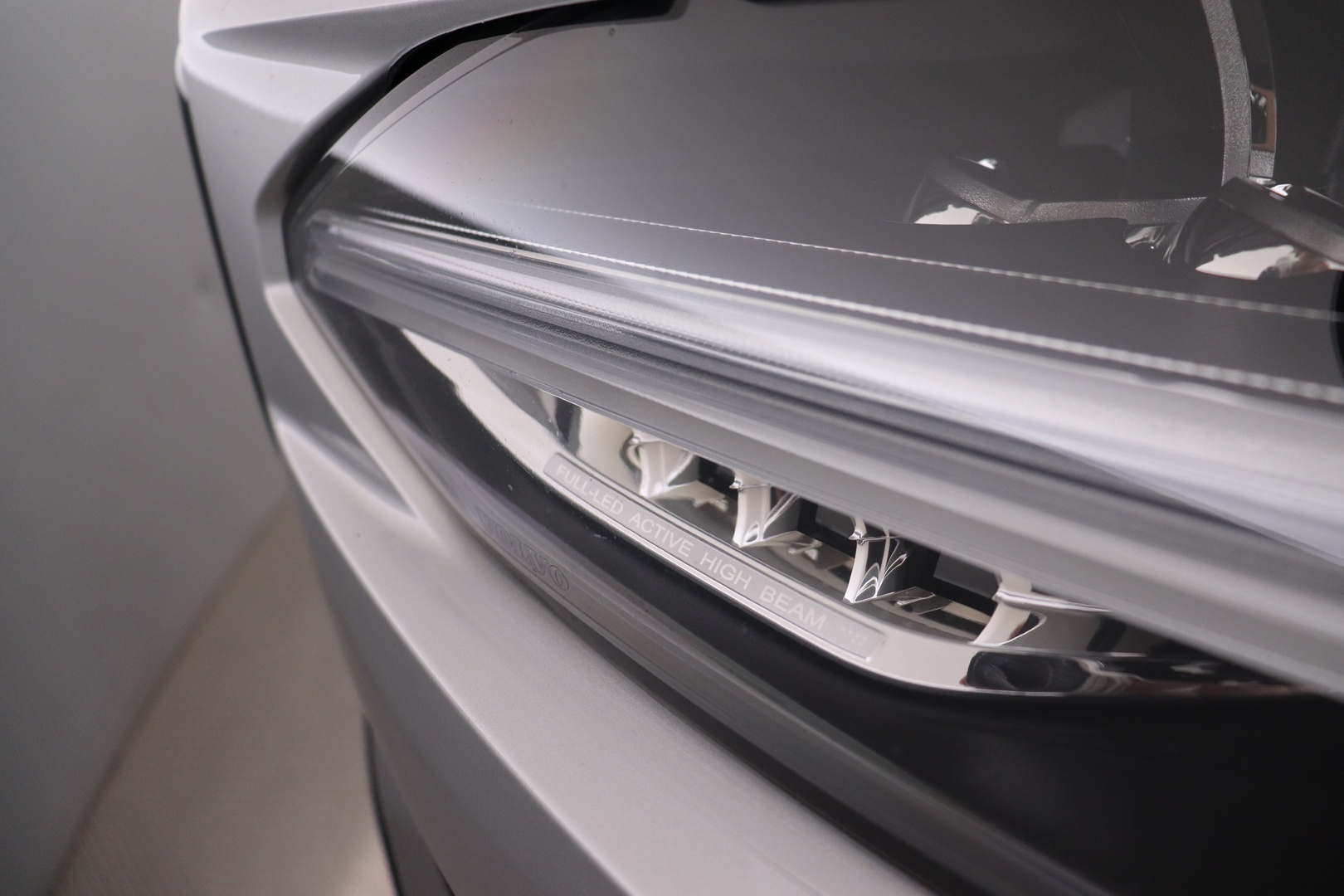 VOLVO S90 2022