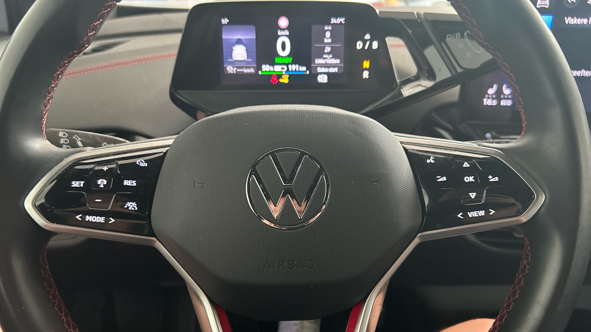 VOLKSWAGEN ID.4 2023