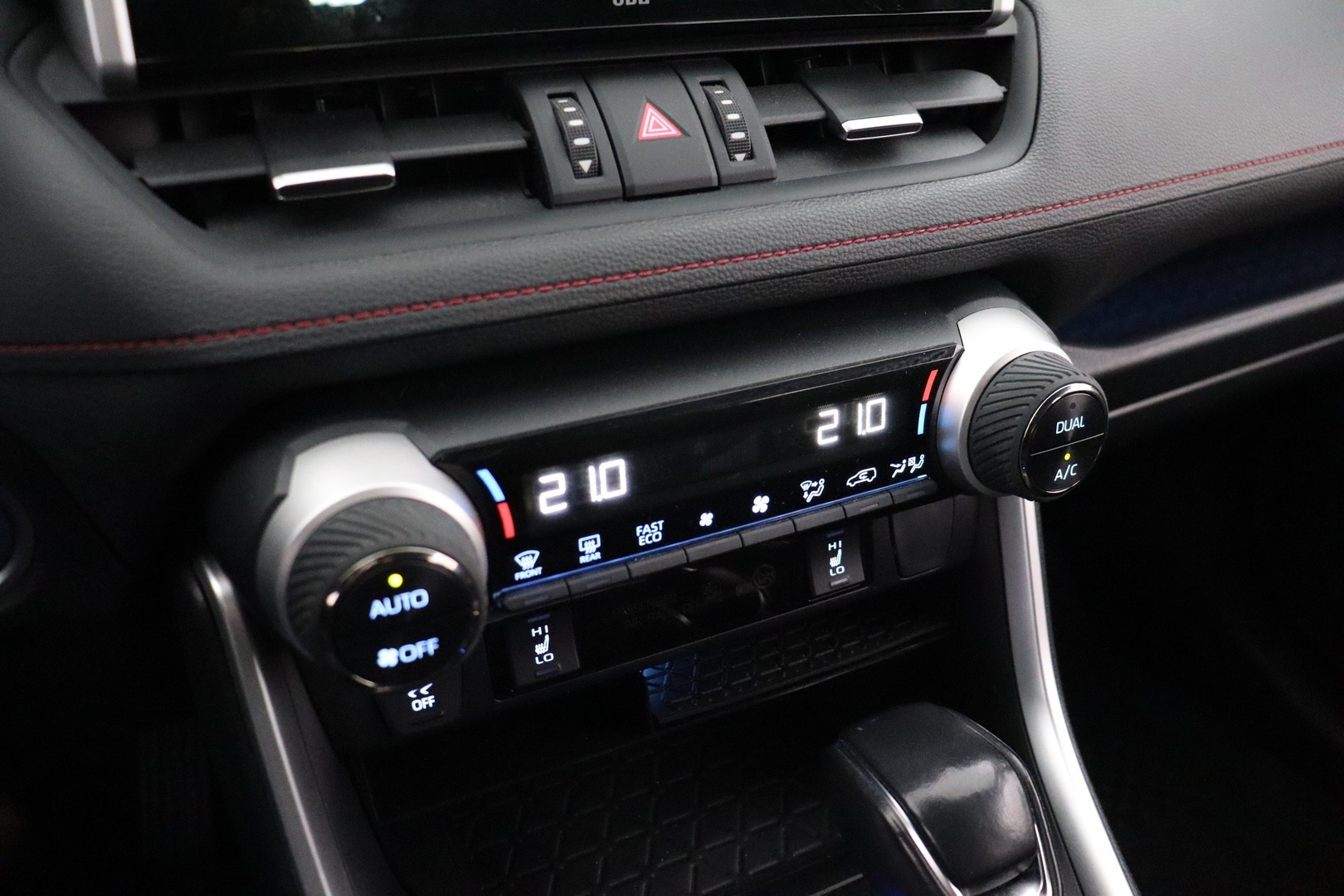 TOYOTA RAV4 Plug-In 2021