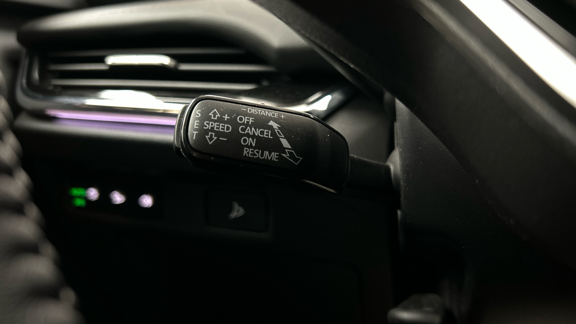 SKODA Enyaq 2025