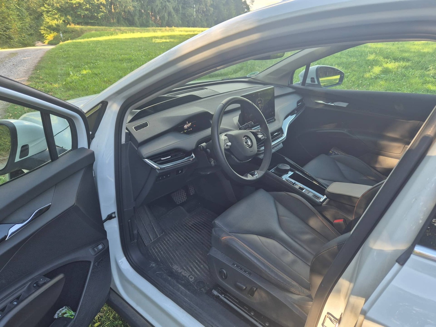 SKODA Enyaq 2024
