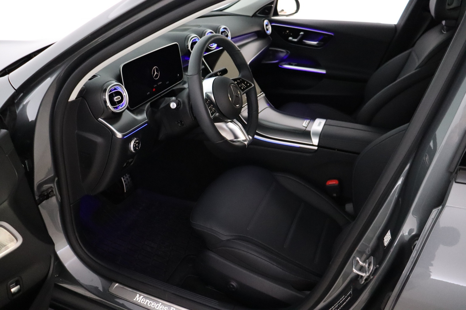 MERCEDES-BENZ C 2025